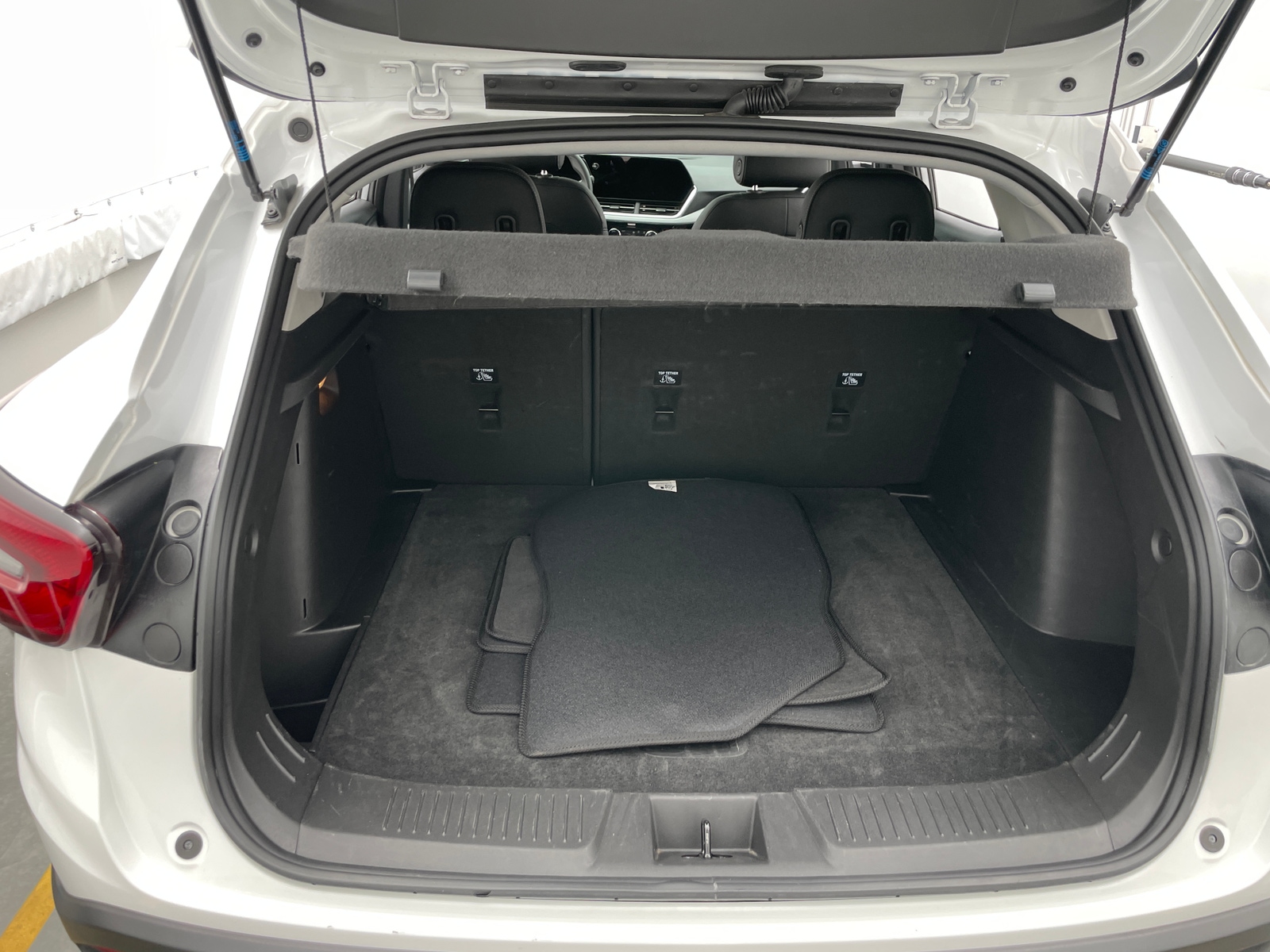 Thumbnail: 2025 Chevrolet Trax - 7