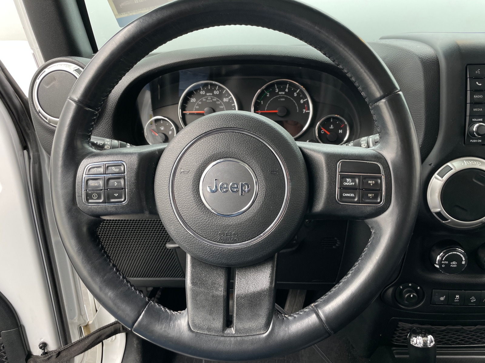 Thumbnail: 2017 Jeep Wrangler - 4