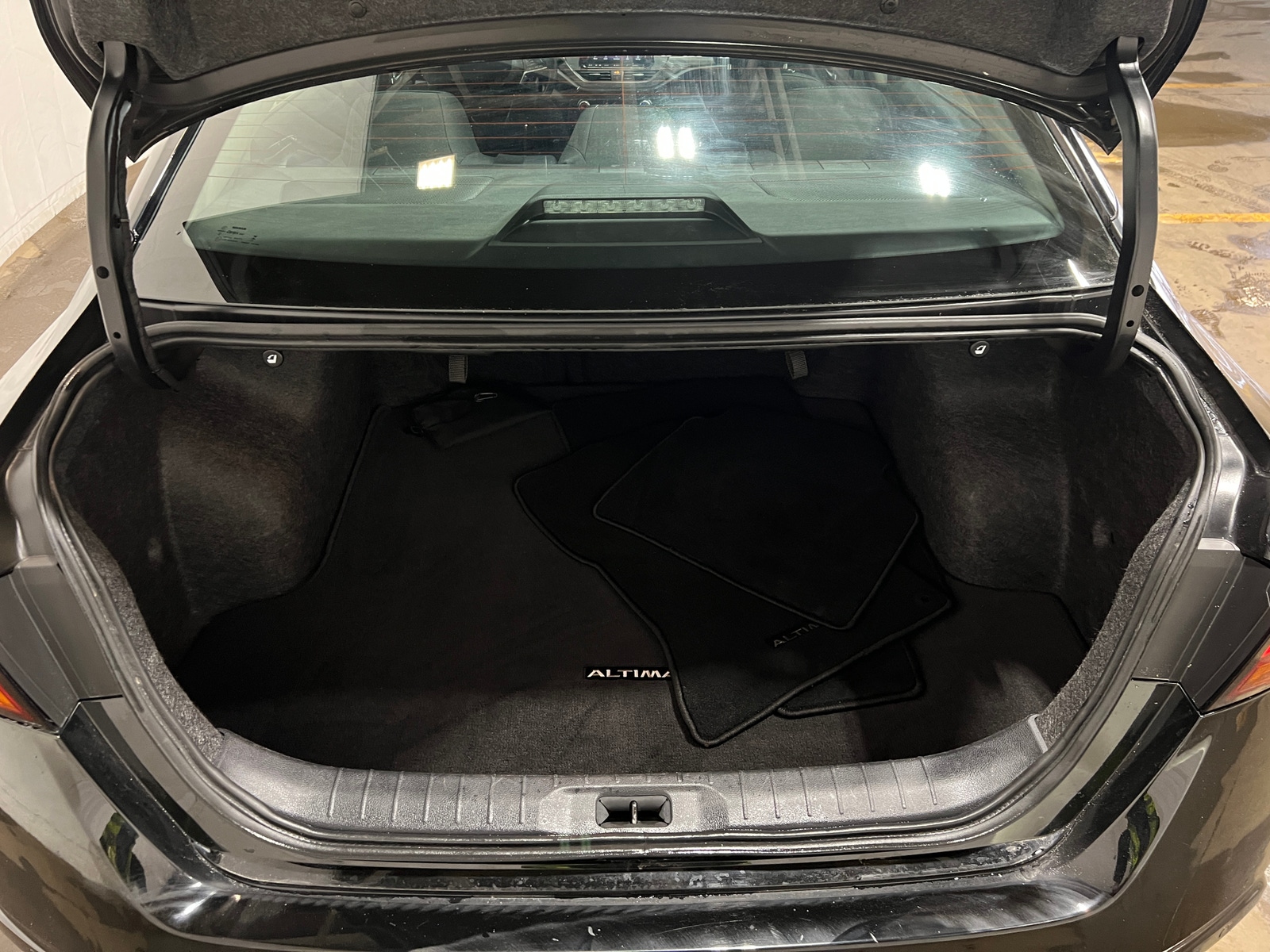 Thumbnail: 2025 Nissan Altima - 7