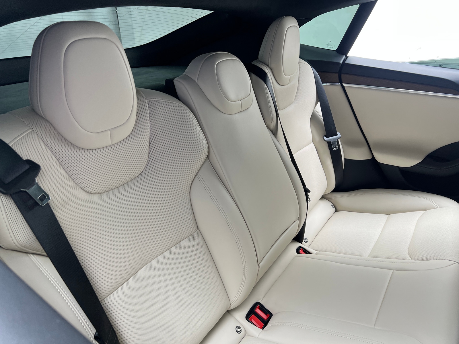 Thumbnail: 2022 Tesla Model S - 5