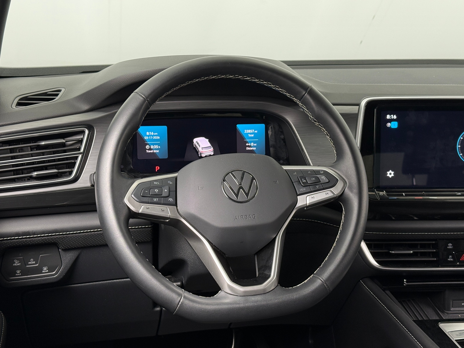 Thumbnail: 2025 Volkswagen Atlas - 4