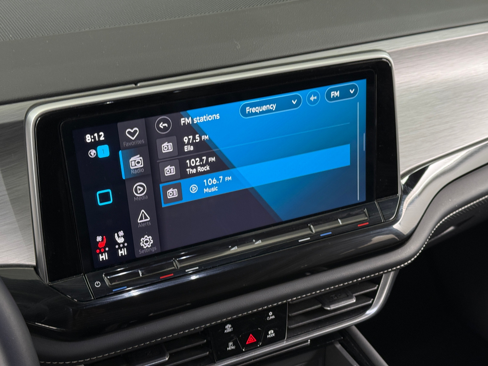 Thumbnail: 2025 Volkswagen Atlas - 3