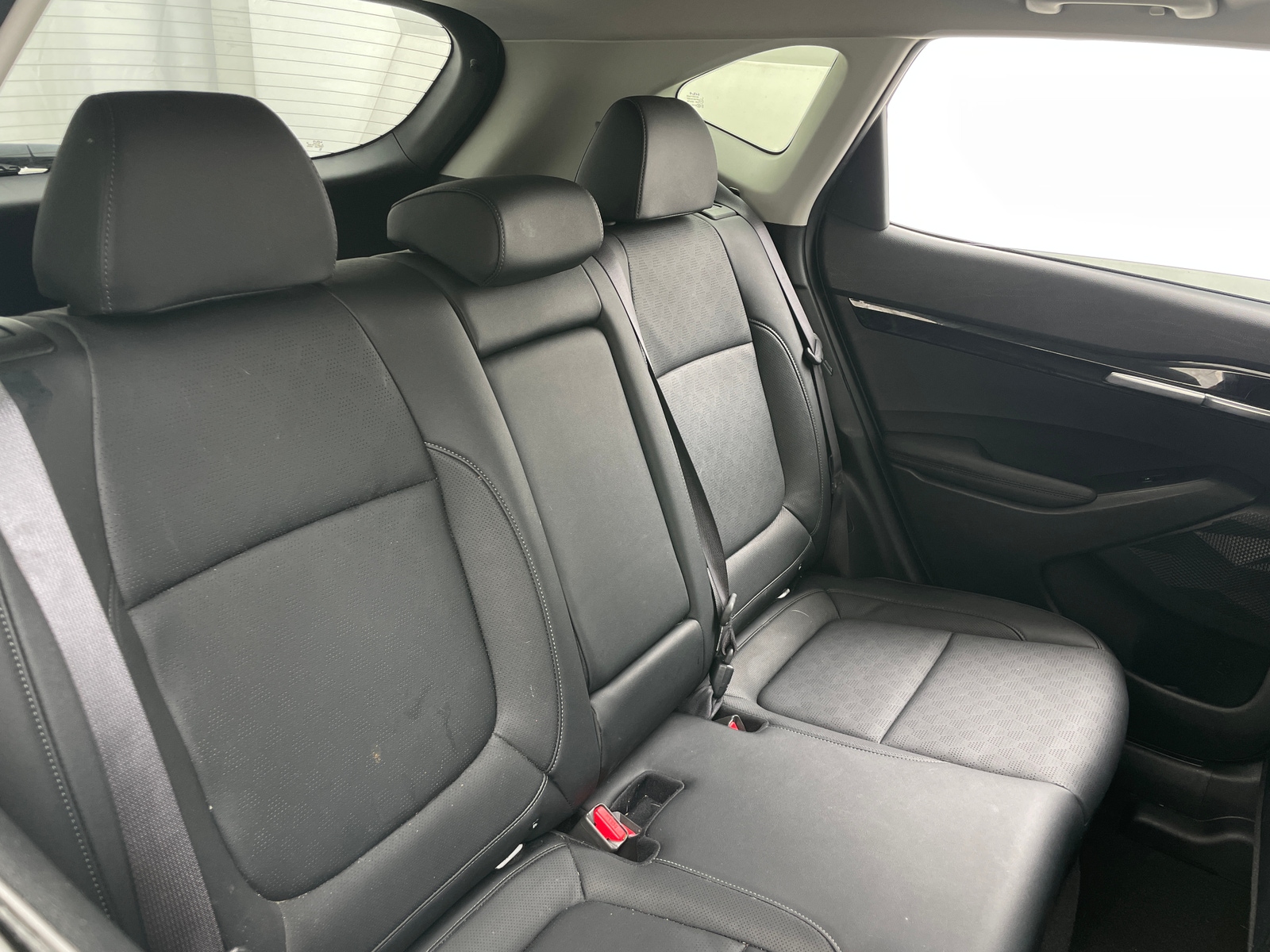 Thumbnail: 2023 Kia Seltos - 6