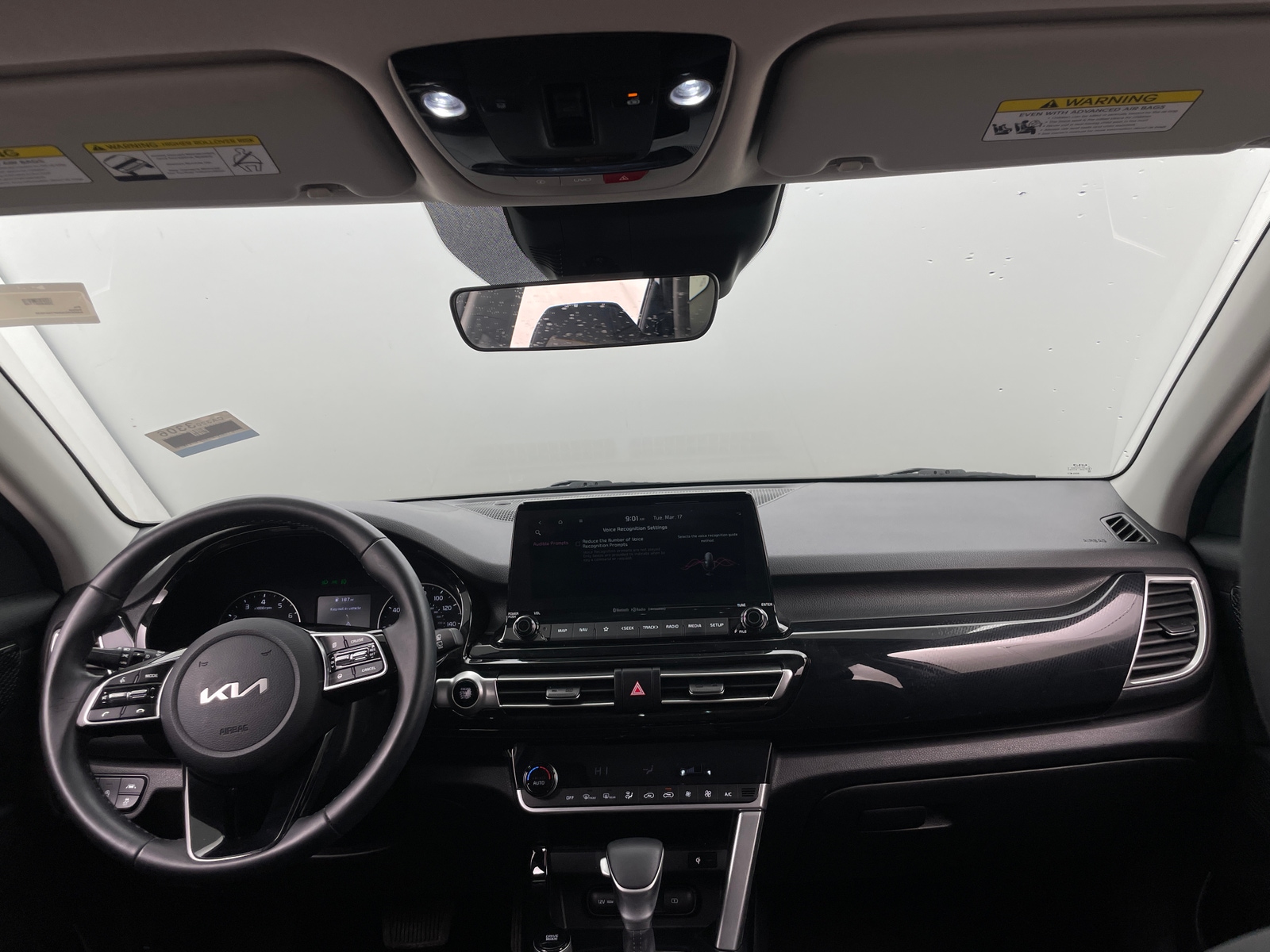 Thumbnail: 2023 Kia Seltos - 3