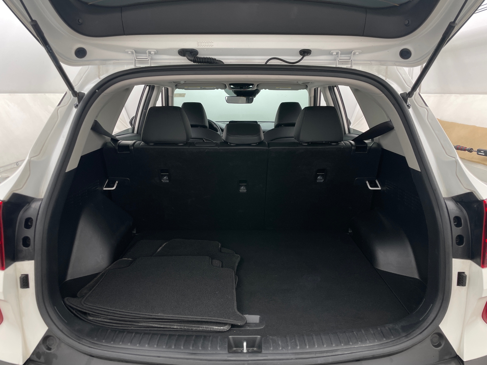 Thumbnail: 2023 Kia Seltos - 7