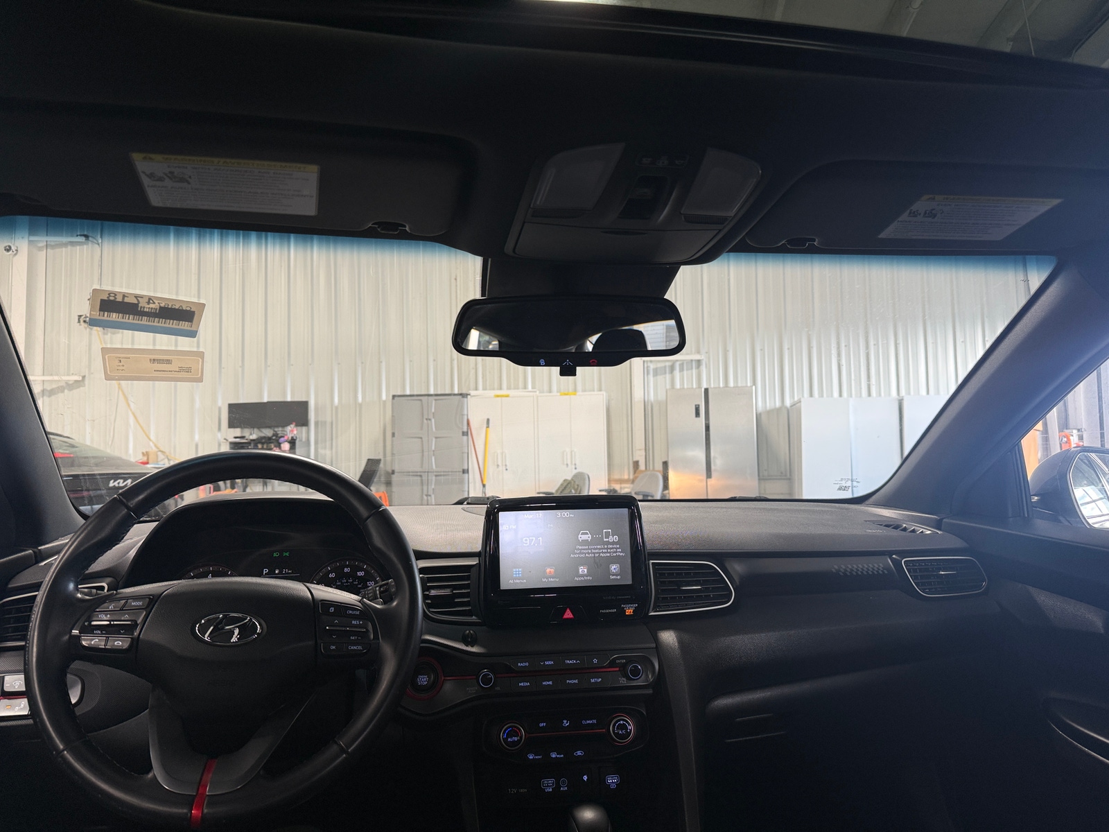 Thumbnail: 2019 Hyundai Veloster - 3