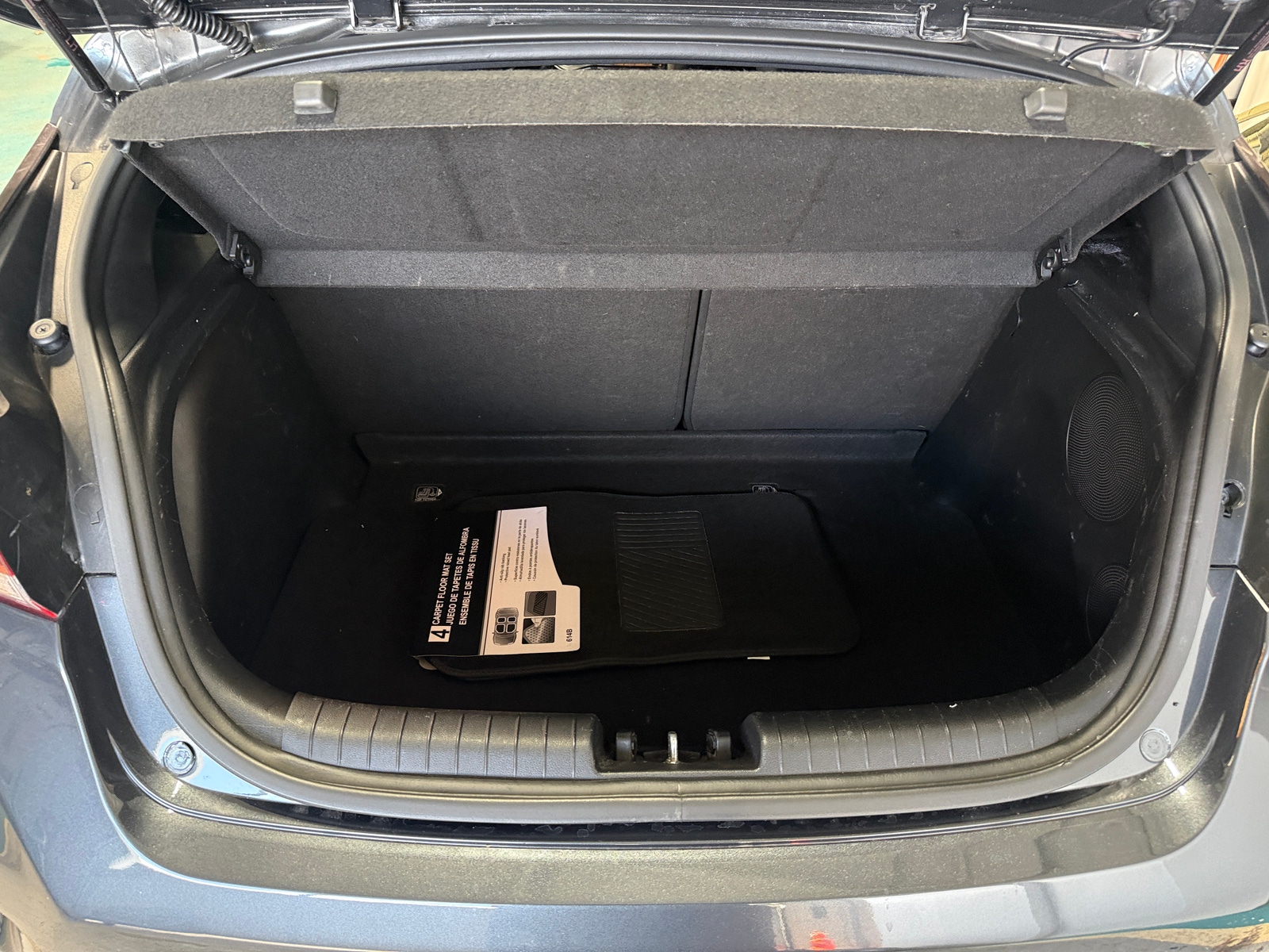 Thumbnail: 2019 Hyundai Veloster - 7