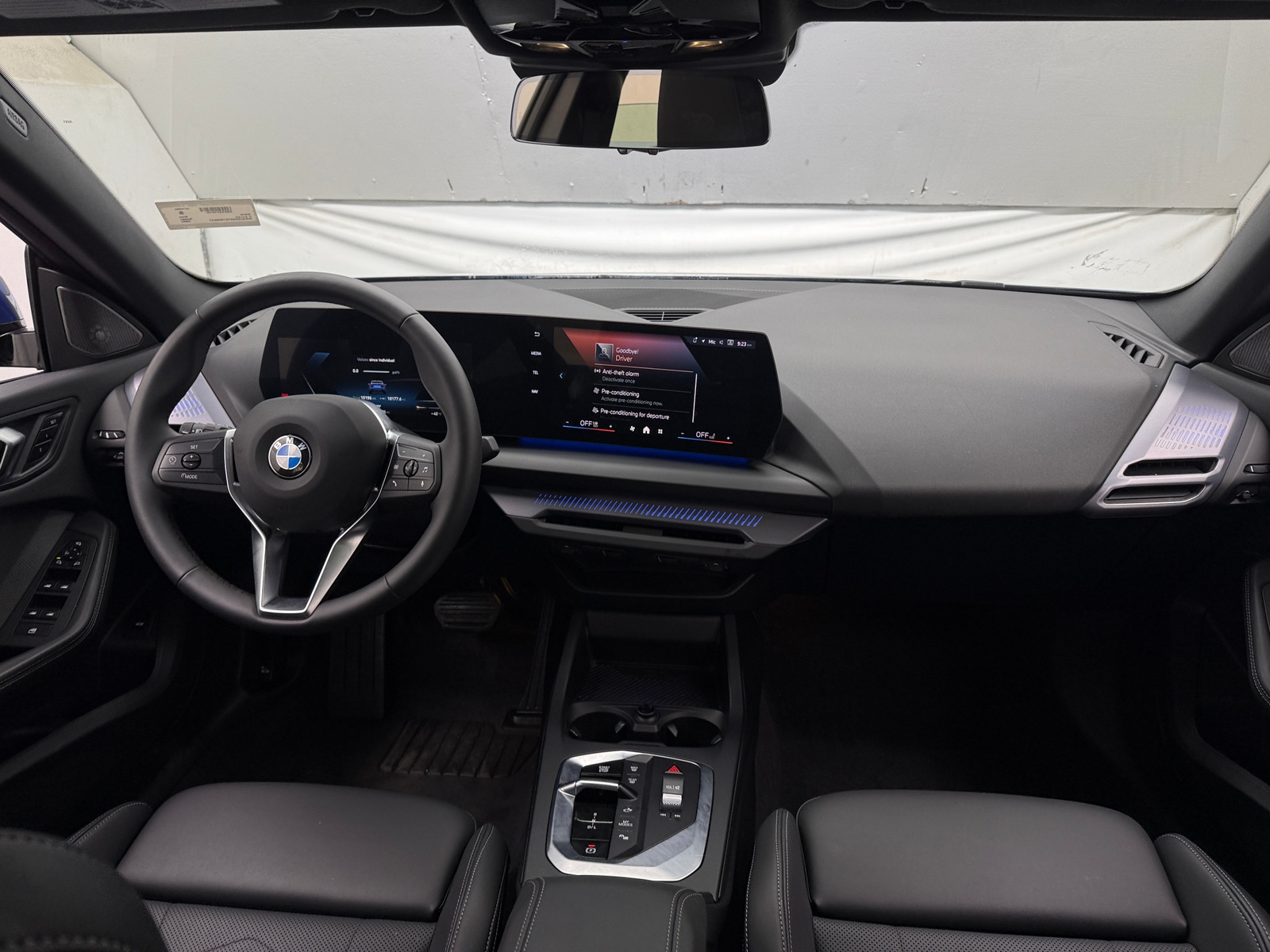 Thumbnail: 2025 BMW 2 Series - 2