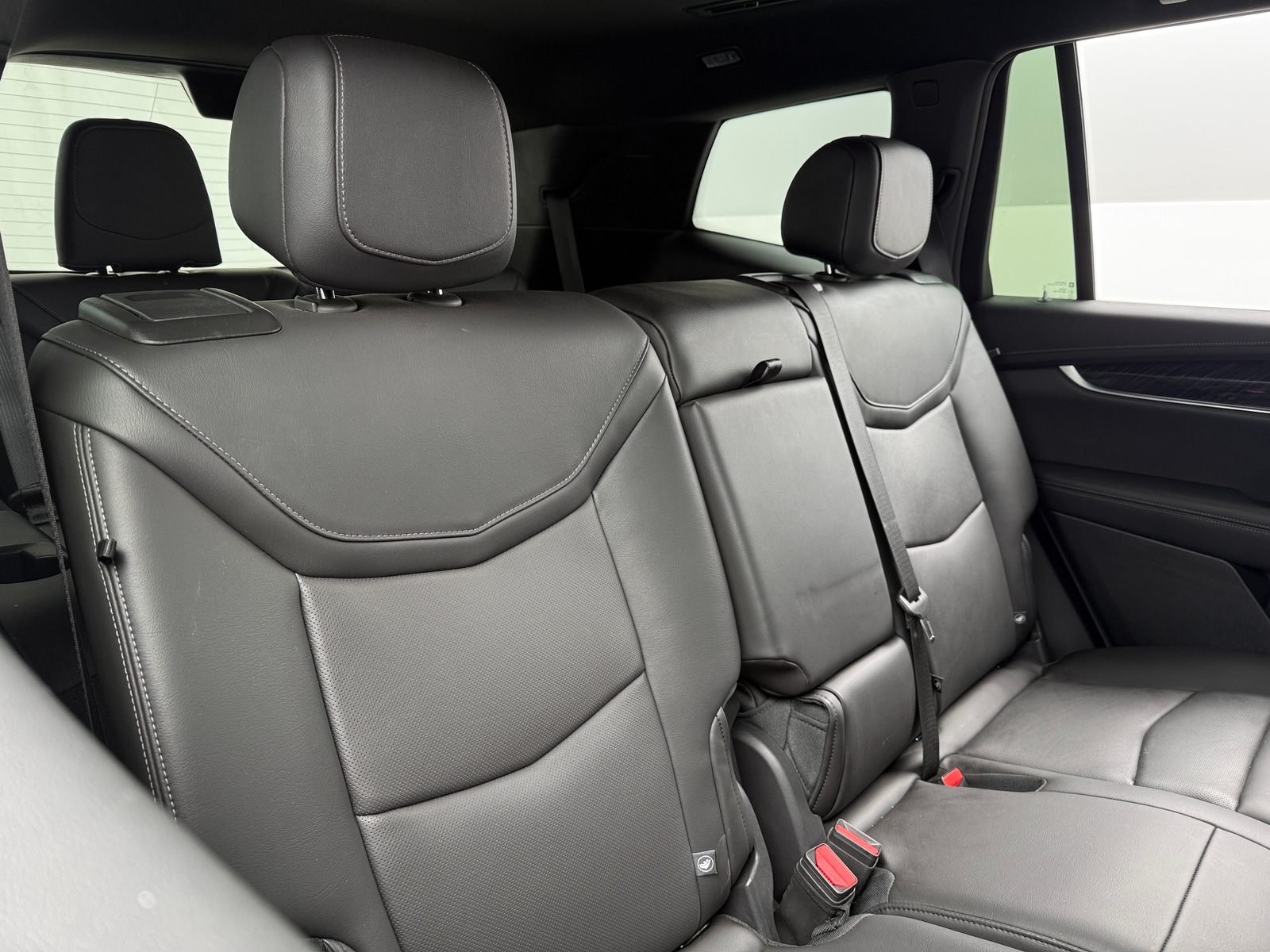 Thumbnail: 2025 Cadillac XT6 - 5