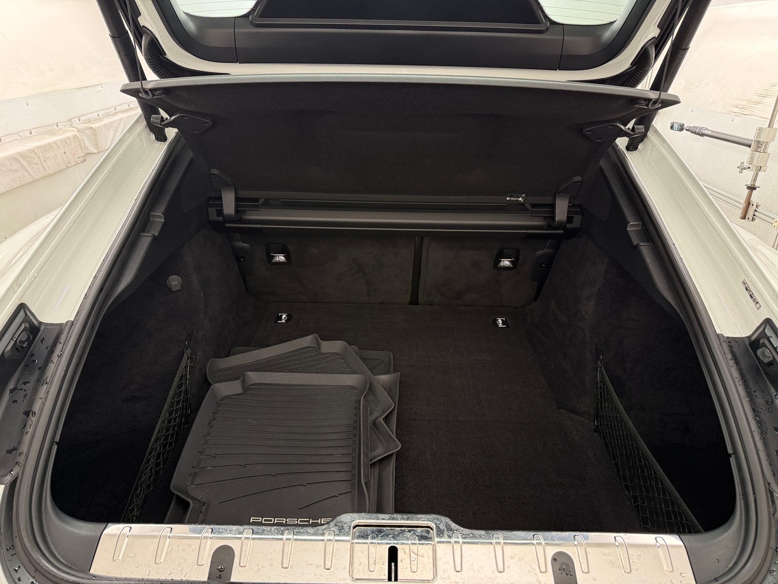 Thumbnail: 2018 Porsche Panamera - 6