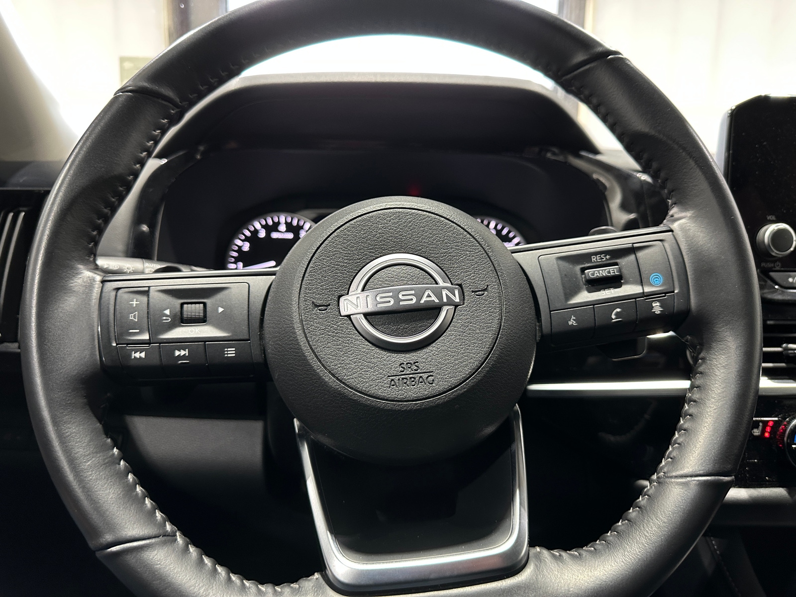 Thumbnail: 2025 Nissan Pathfinder - 5