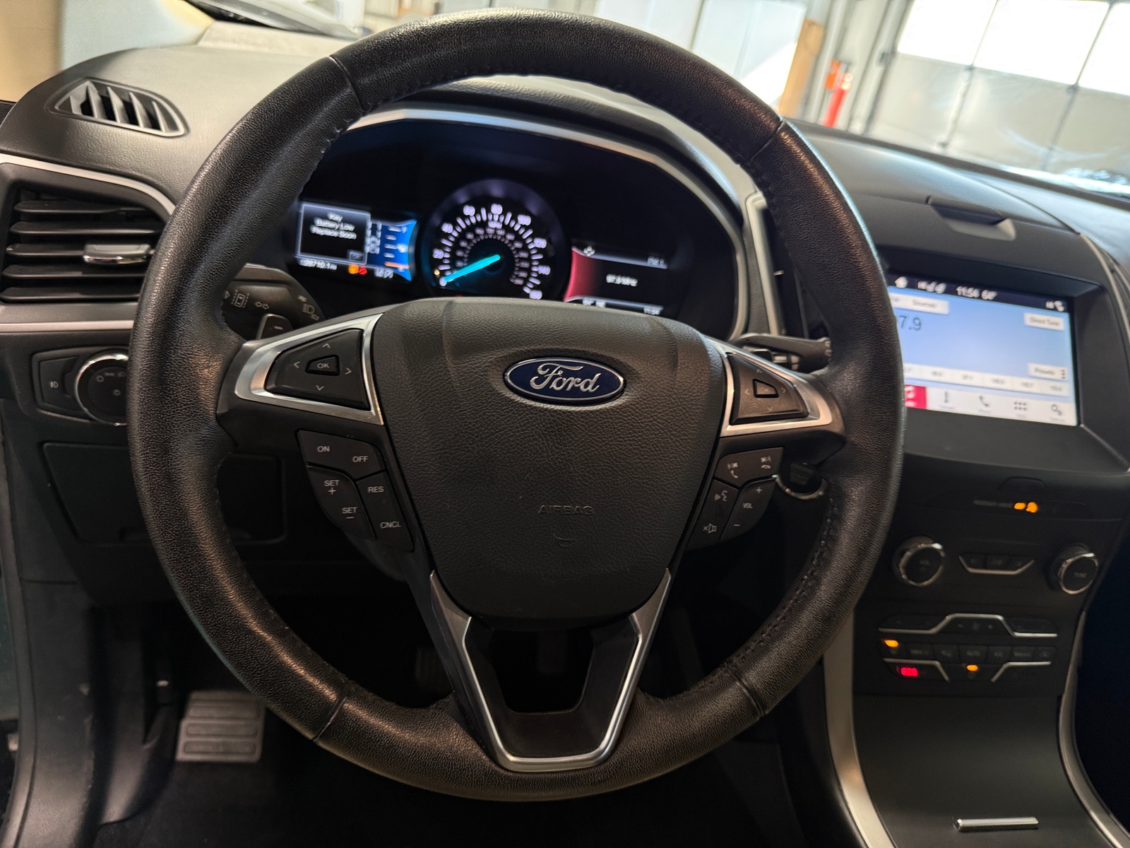 Thumbnail: 2019 Ford Edge - 5