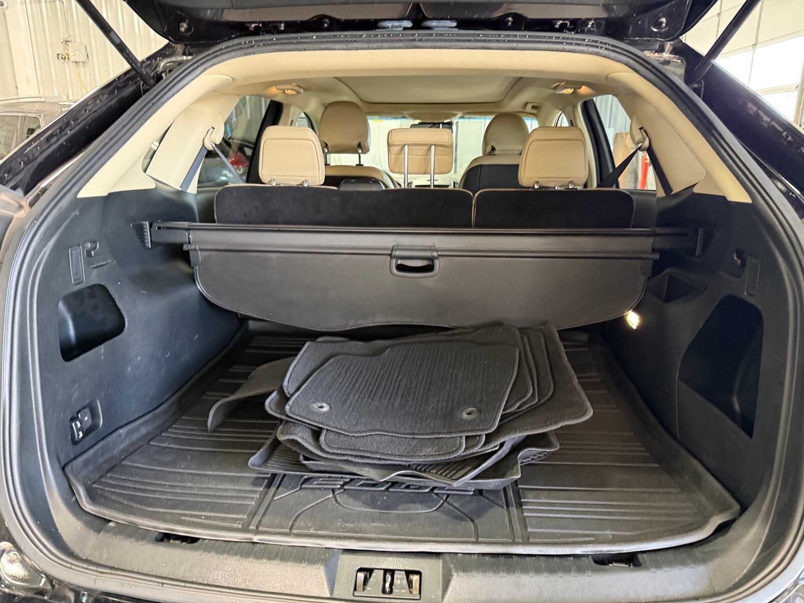 Thumbnail: 2019 Ford Edge - 7