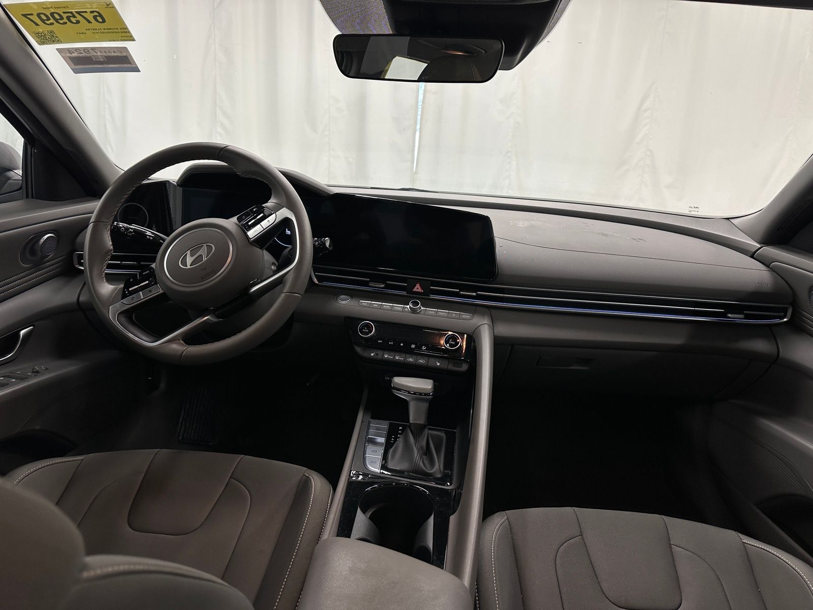 Thumbnail: 2025 Hyundai Elantra - 3