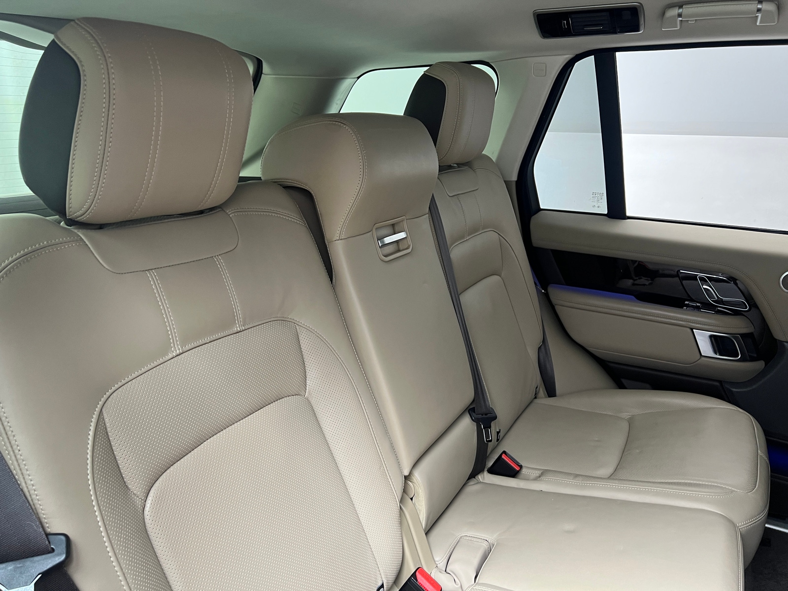 Thumbnail: 2021 Land Rover Range Rover - 5