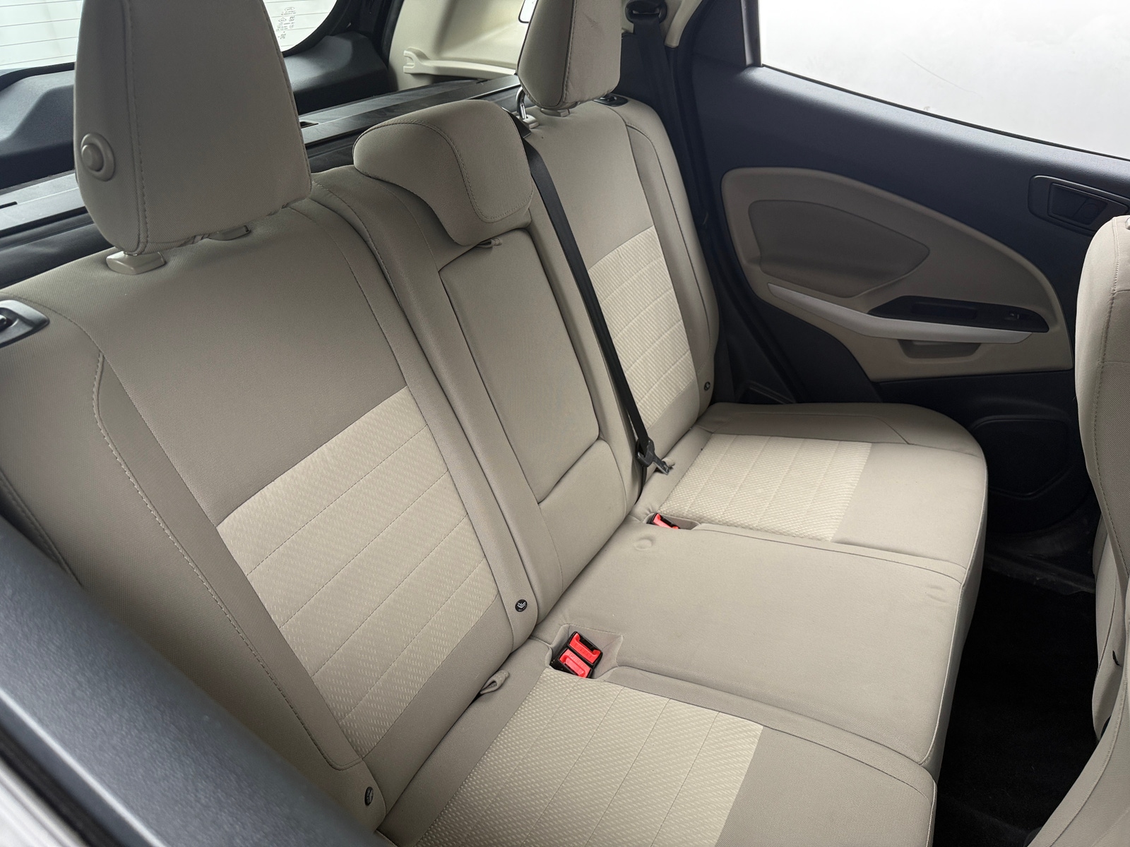 Thumbnail: 2018 Ford EcoSport - 6