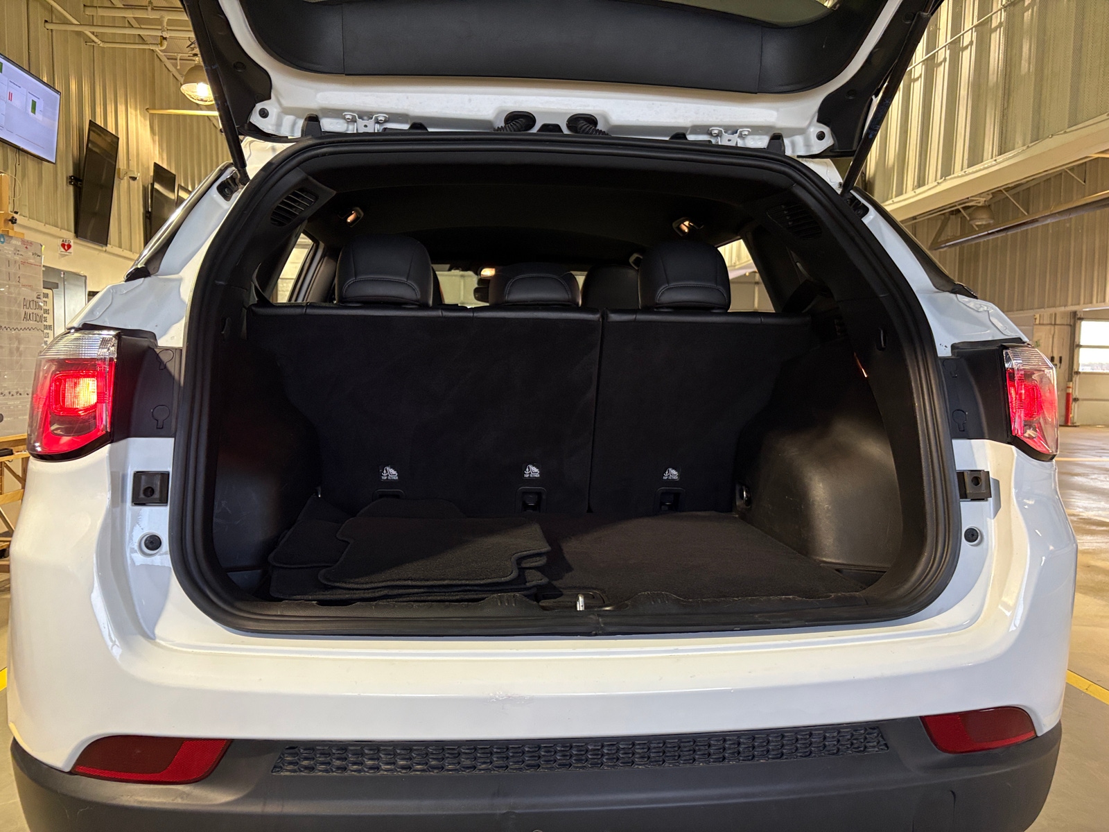 Thumbnail: 2025 Jeep Compass - 7