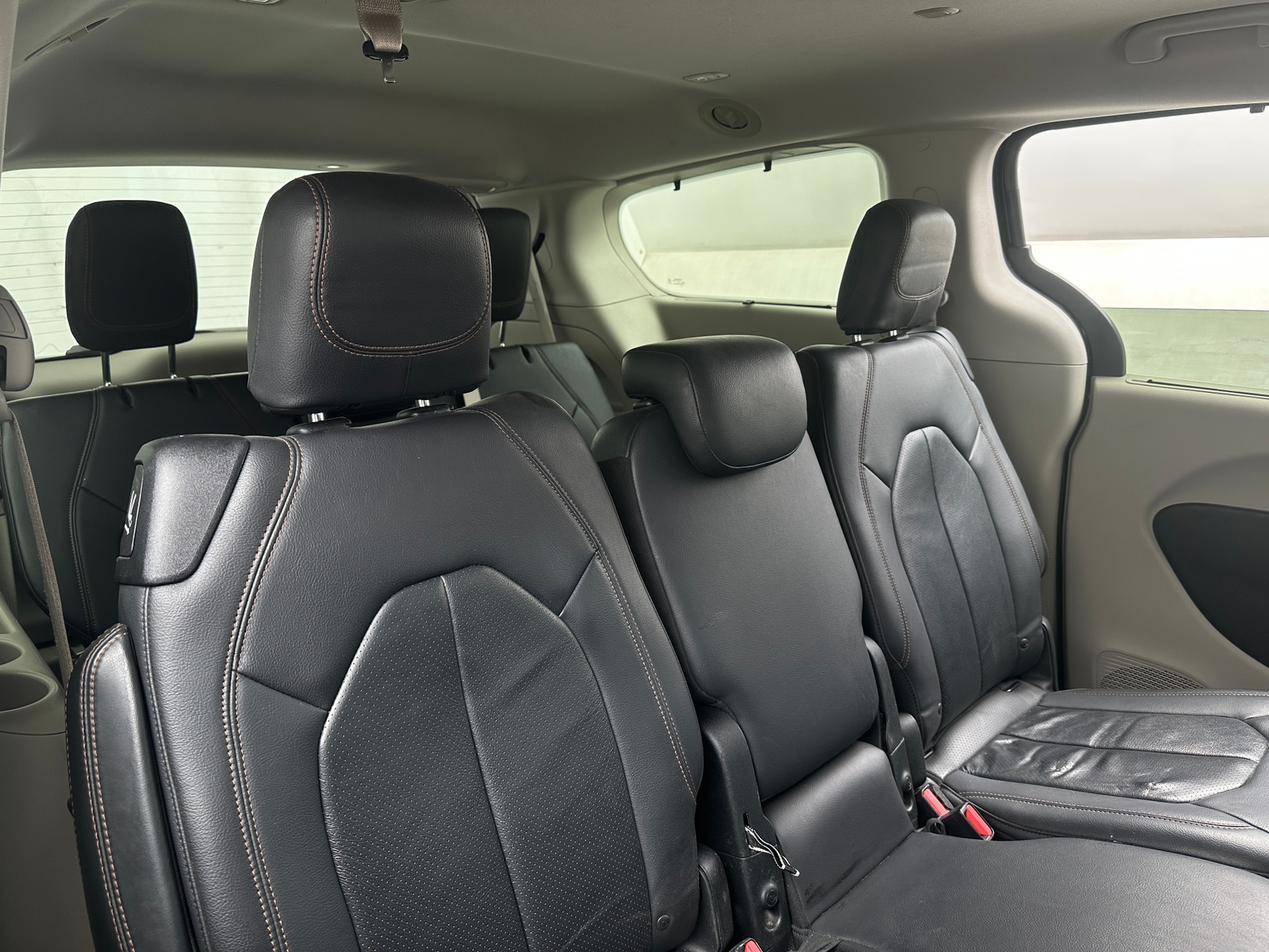 Thumbnail: 2017 Chrysler Pacifica - 5