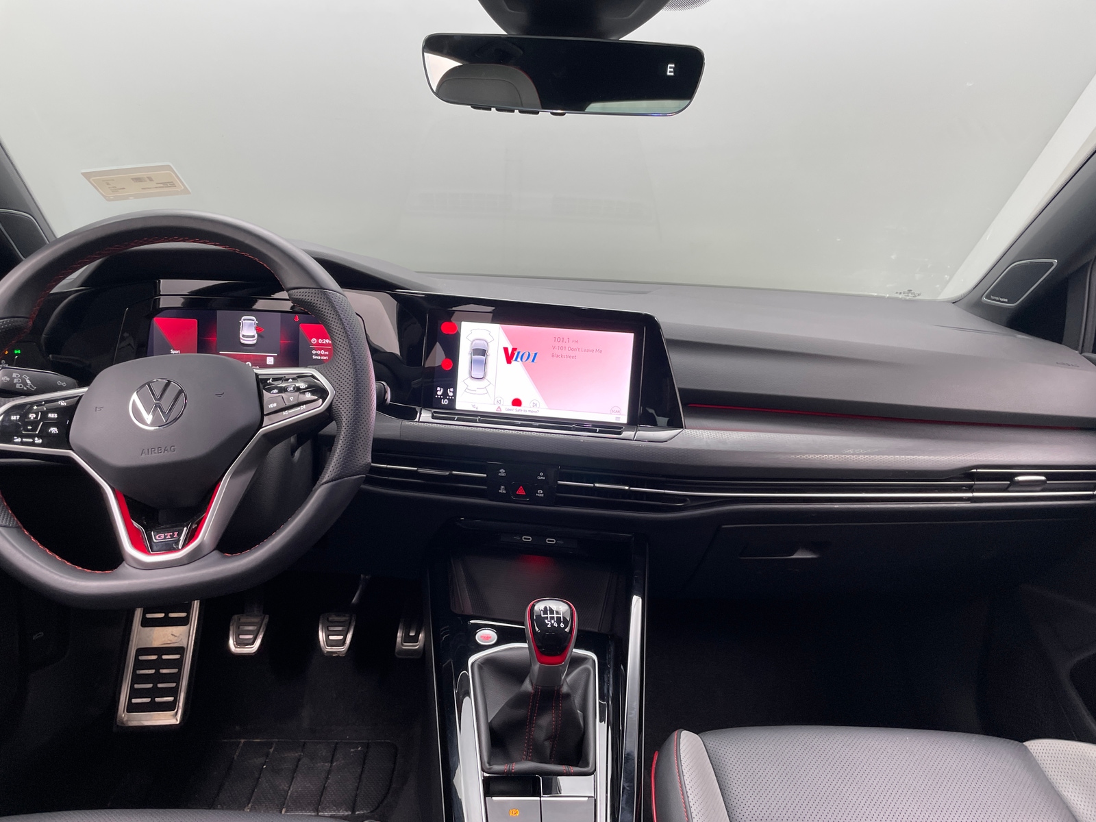 Thumbnail: 2024 Volkswagen Golf - 3