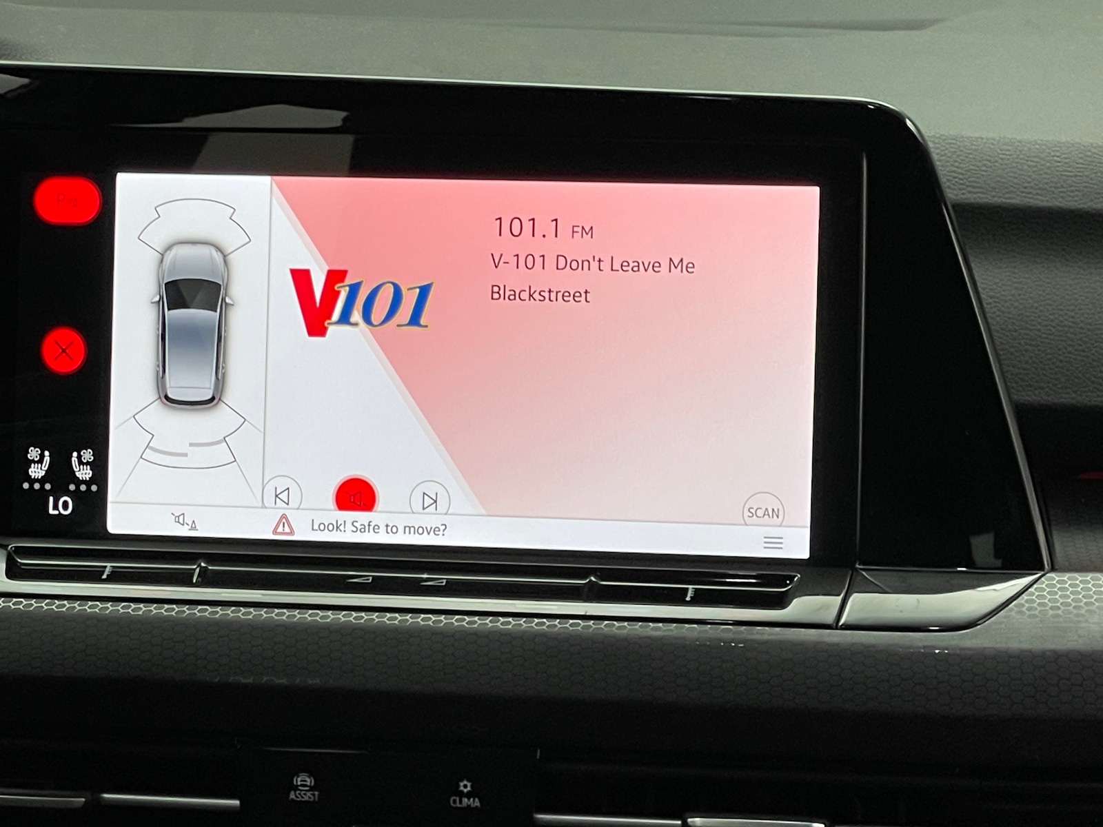 Thumbnail: 2024 Volkswagen Golf - 4