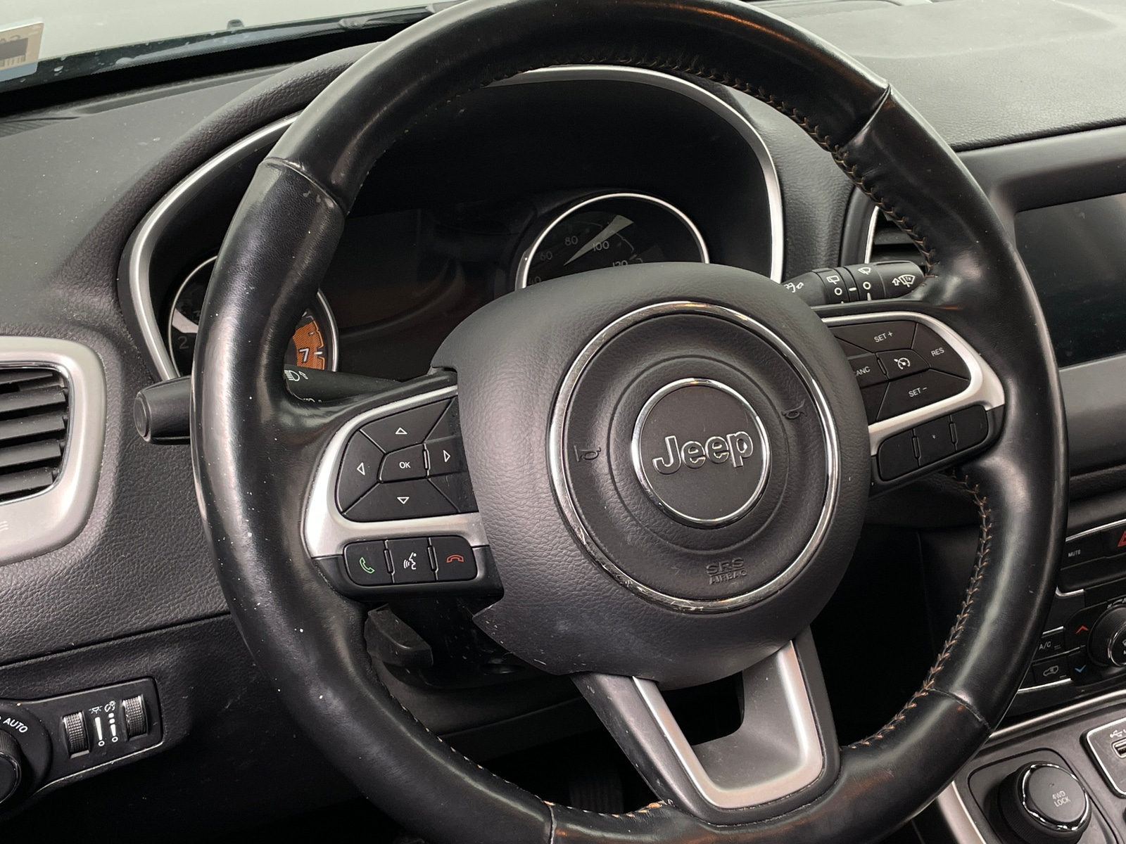 Thumbnail: 2021 Jeep Compass - 4