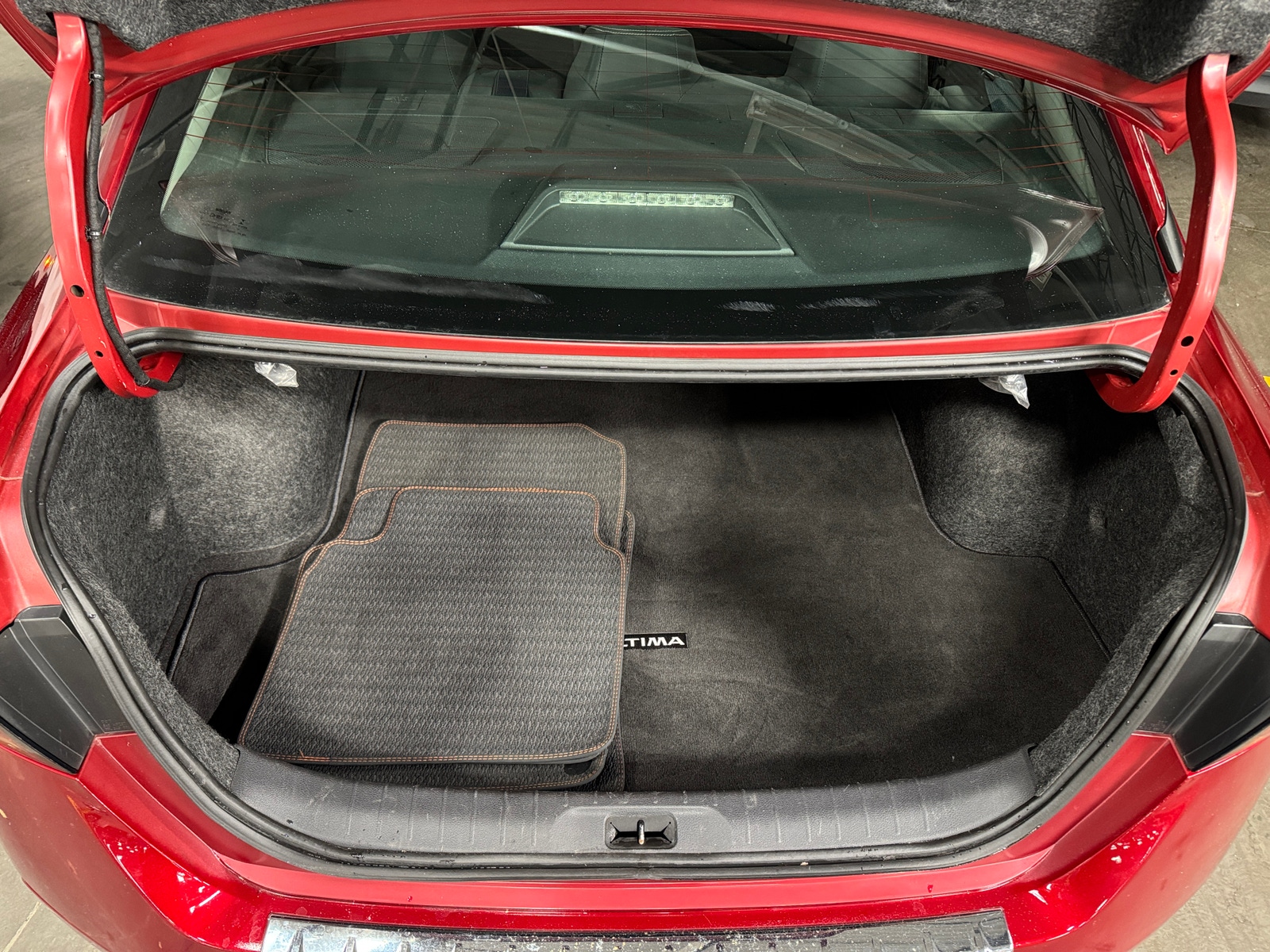 Thumbnail: 2019 Nissan Altima - 7