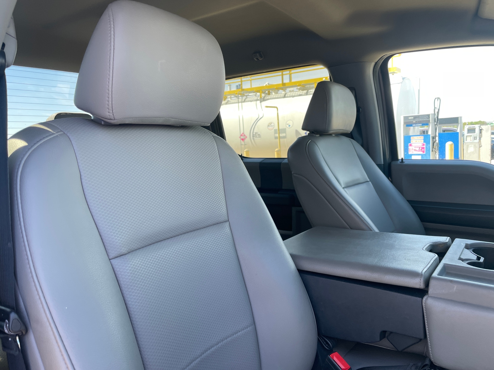 Thumbnail: 2022 Ford Econoline - 2