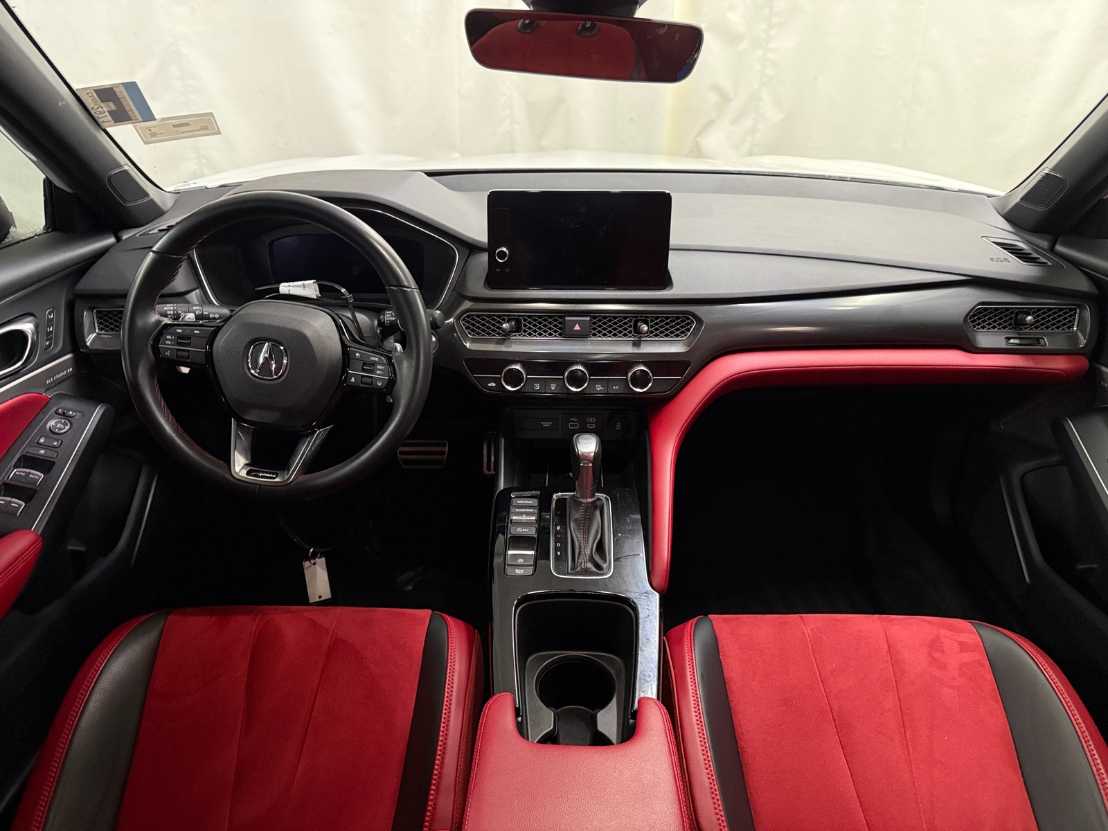 Thumbnail: 2023 Acura Integra - 2