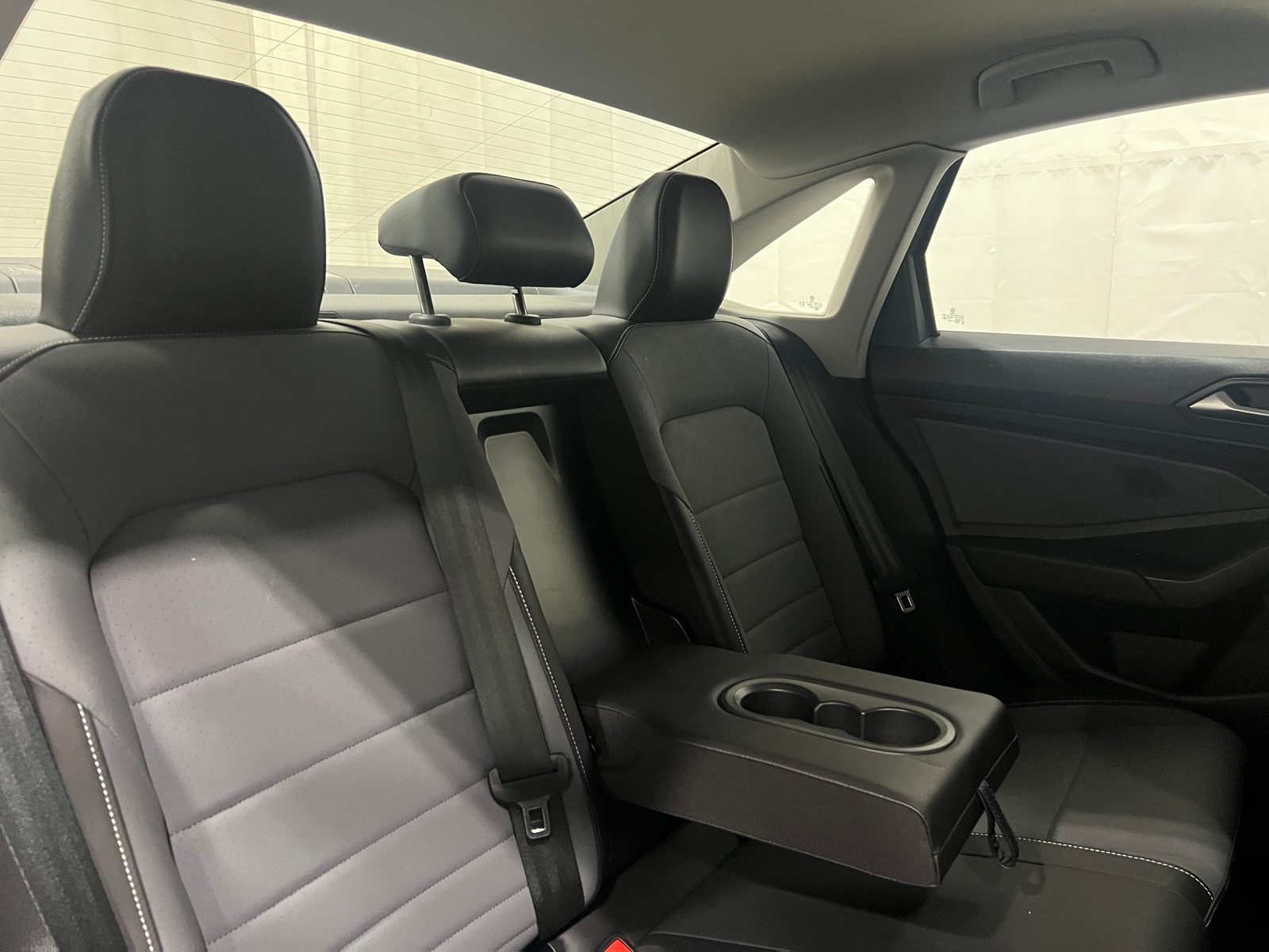 Thumbnail: 2025 Volkswagen Jetta - 5