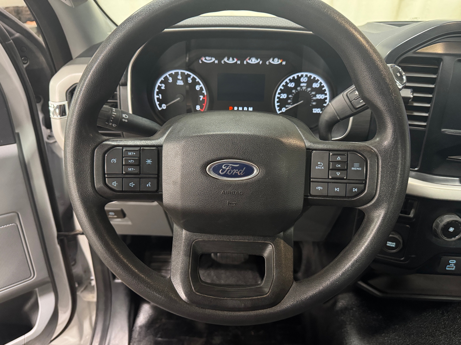 Thumbnail: 2022 Ford Econoline - 4