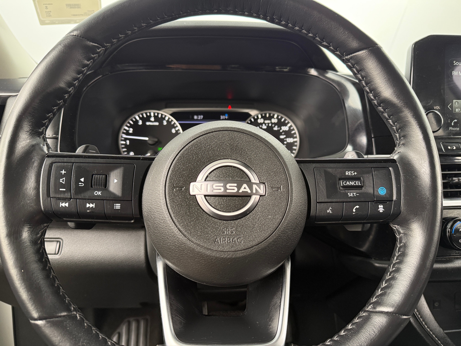 Thumbnail: 2023 Nissan Pathfinder - 4