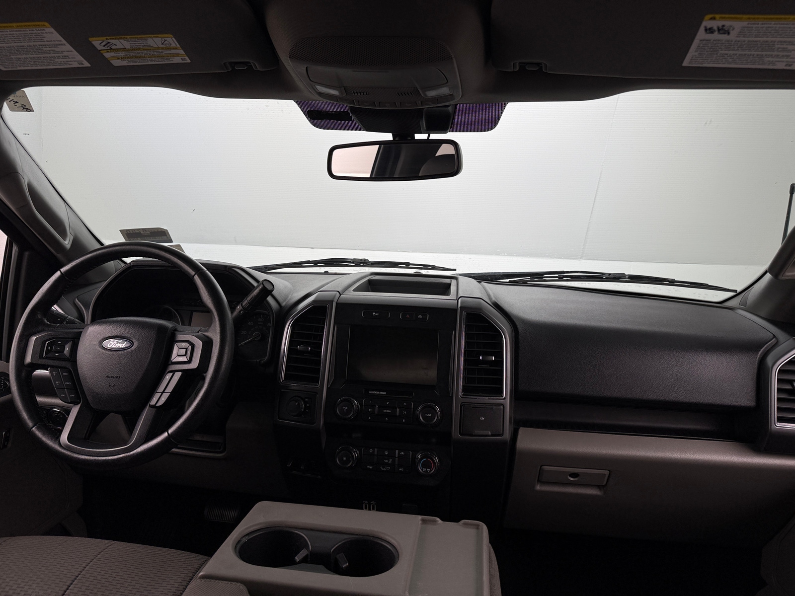 Thumbnail: 2019 Ford Econoline - 3