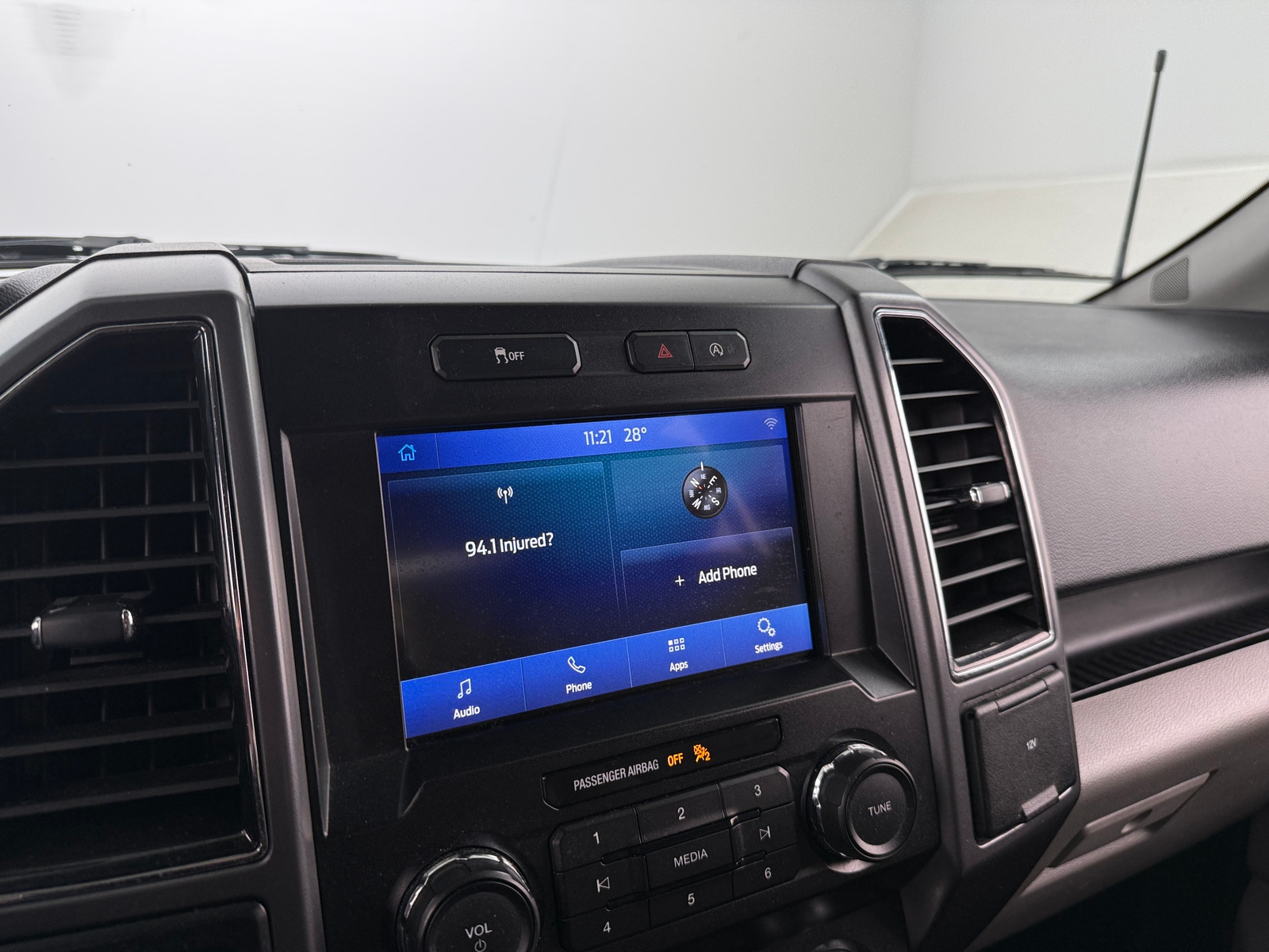 Thumbnail: 2019 Ford Econoline - 4