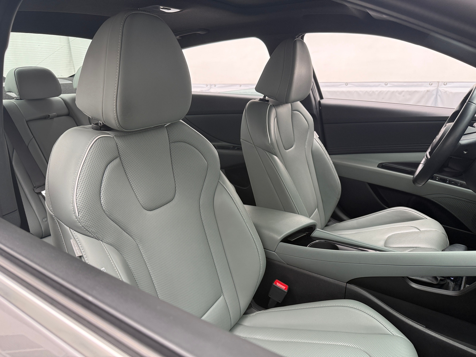 Thumbnail: 2024 Hyundai Elantra - 2