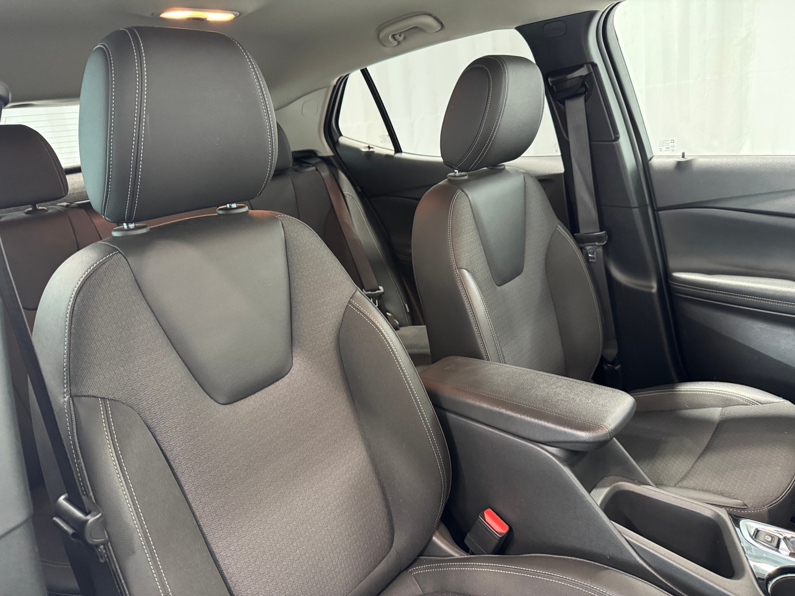 Thumbnail: 2025 Buick Encore GX - 2