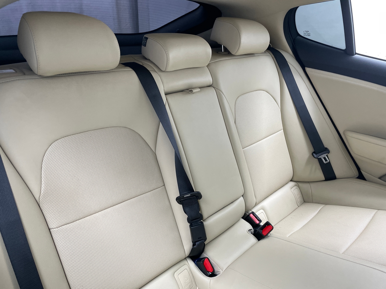 Thumbnail: 2022 Kia Stinger - 5