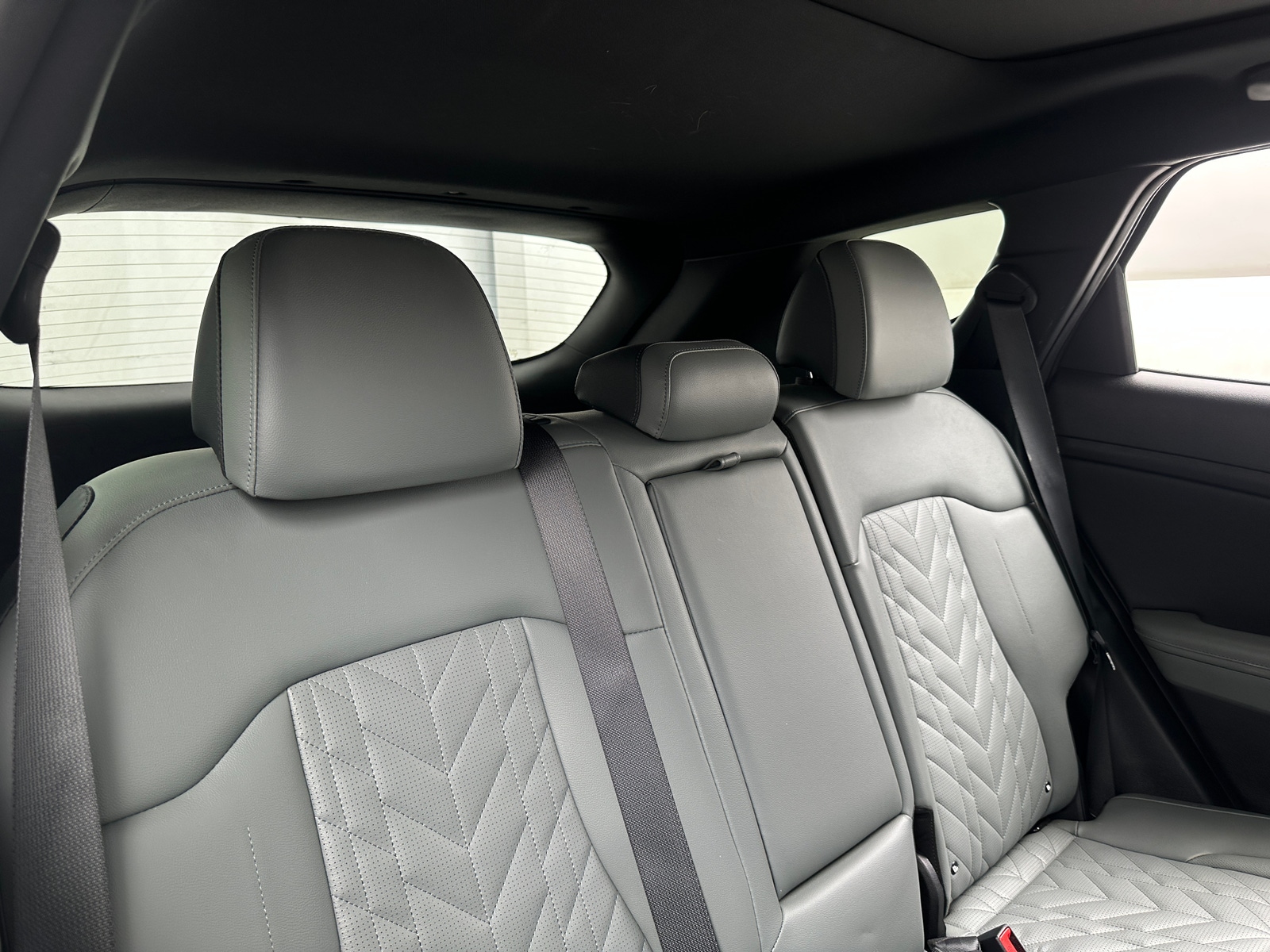 Thumbnail: 2023 Kia Sportage - 5