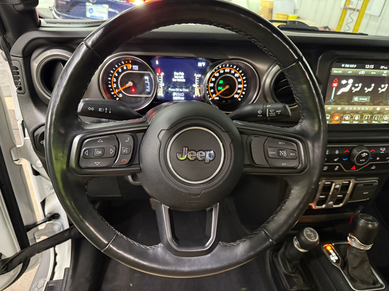 Thumbnail: 2022 Jeep Wrangler - 5