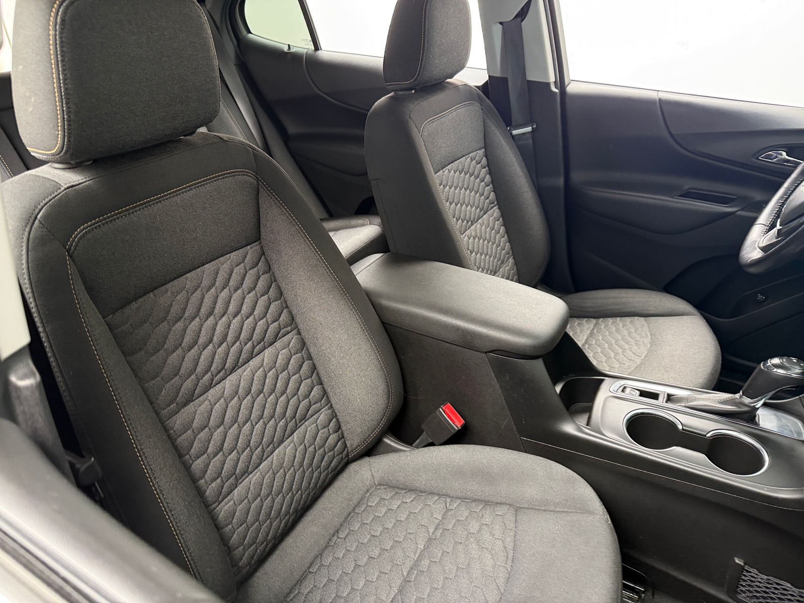 Thumbnail: 2018 Chevrolet Equinox - 2