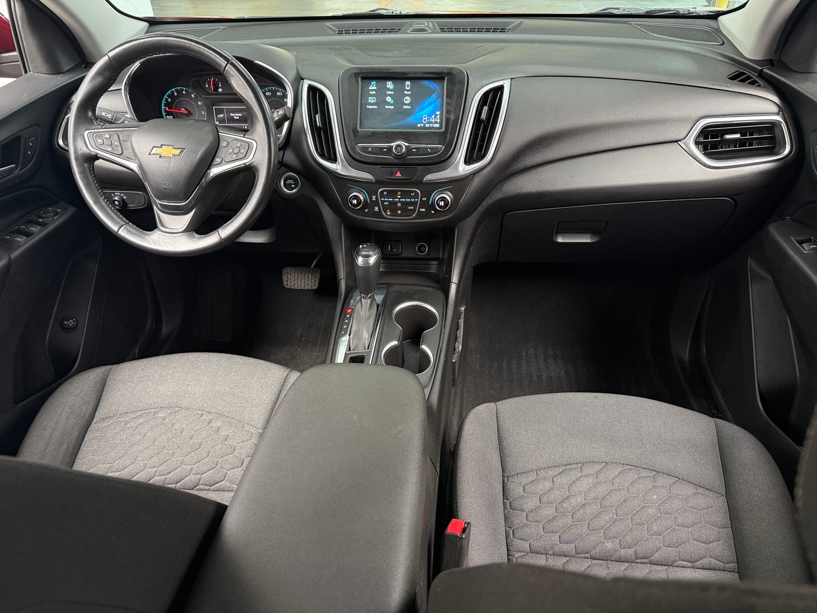 Thumbnail: 2018 Chevrolet Equinox - 3