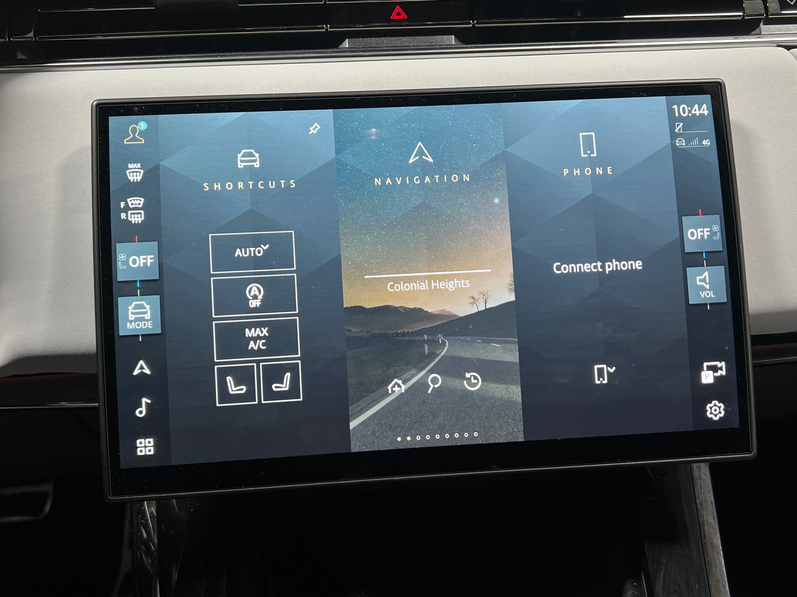 Thumbnail: 2024 Land Rover Range Rover Sport - 3