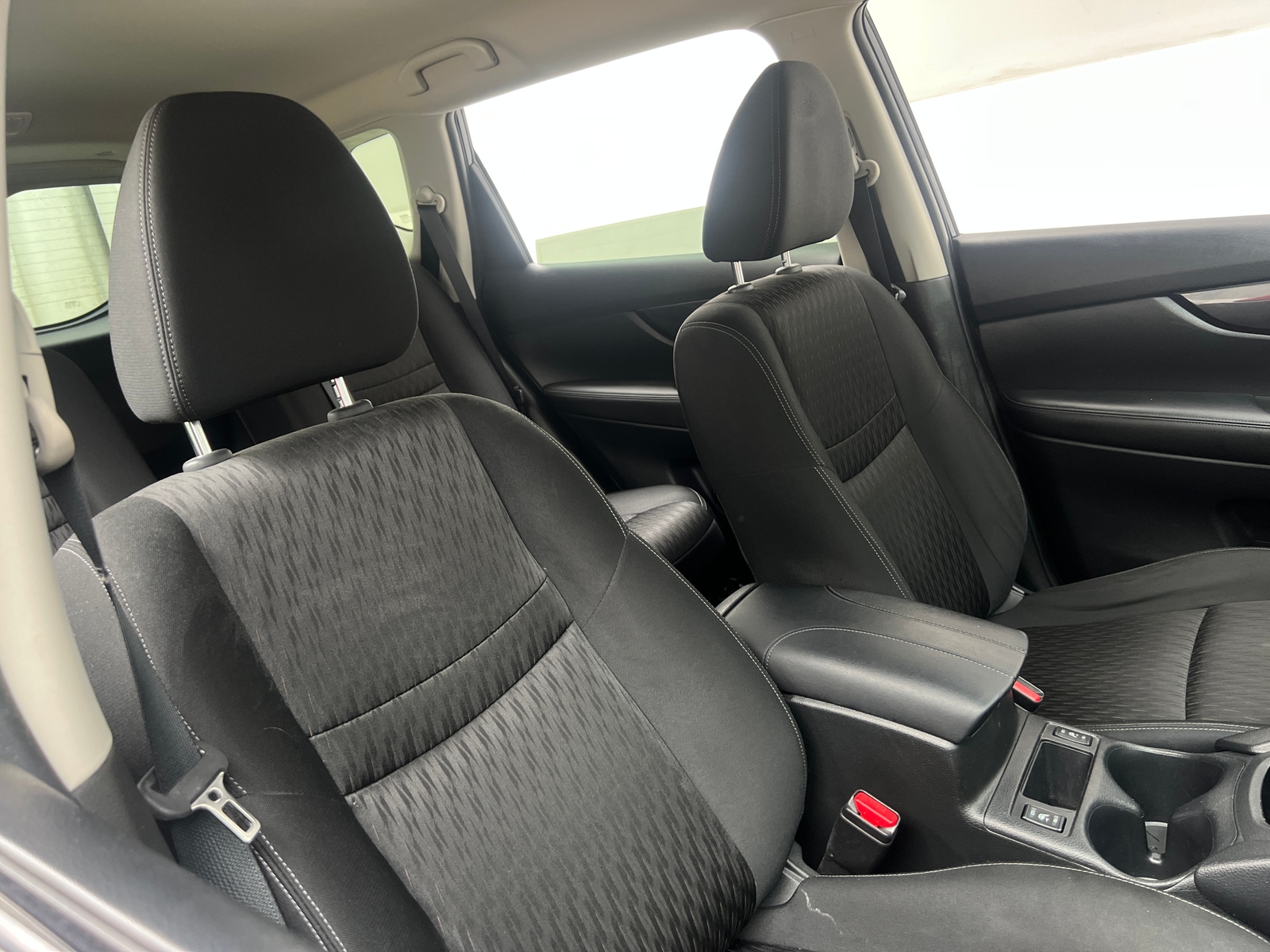 Thumbnail: 2019 Nissan Rogue - 2