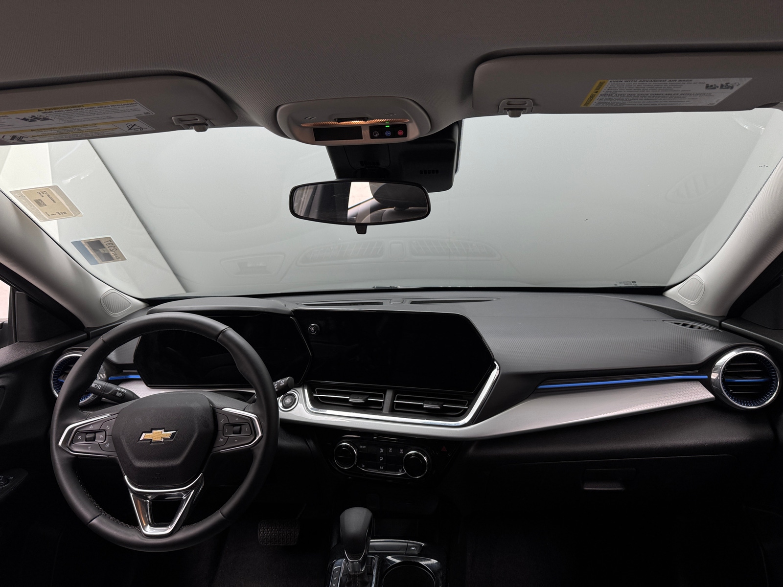 Thumbnail: 2025 Chevrolet Trax - 3