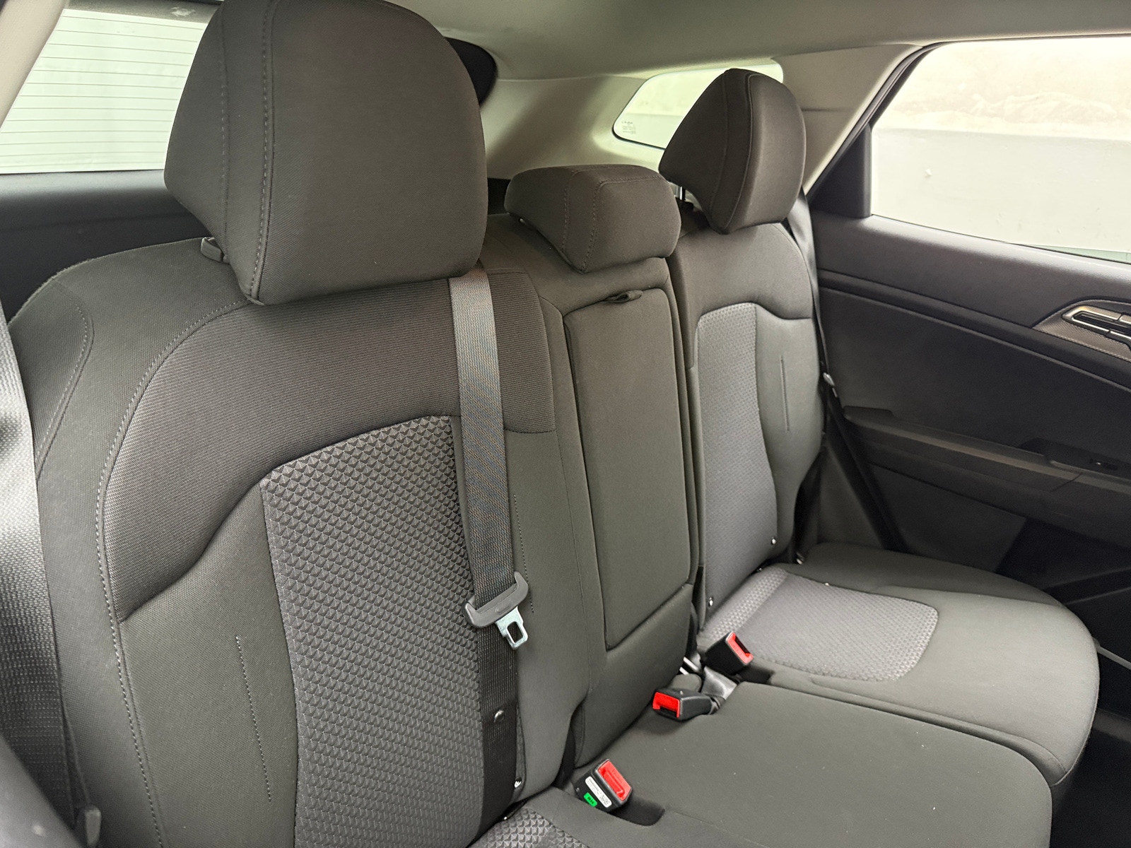 Thumbnail: 2025 Kia Sportage - 6