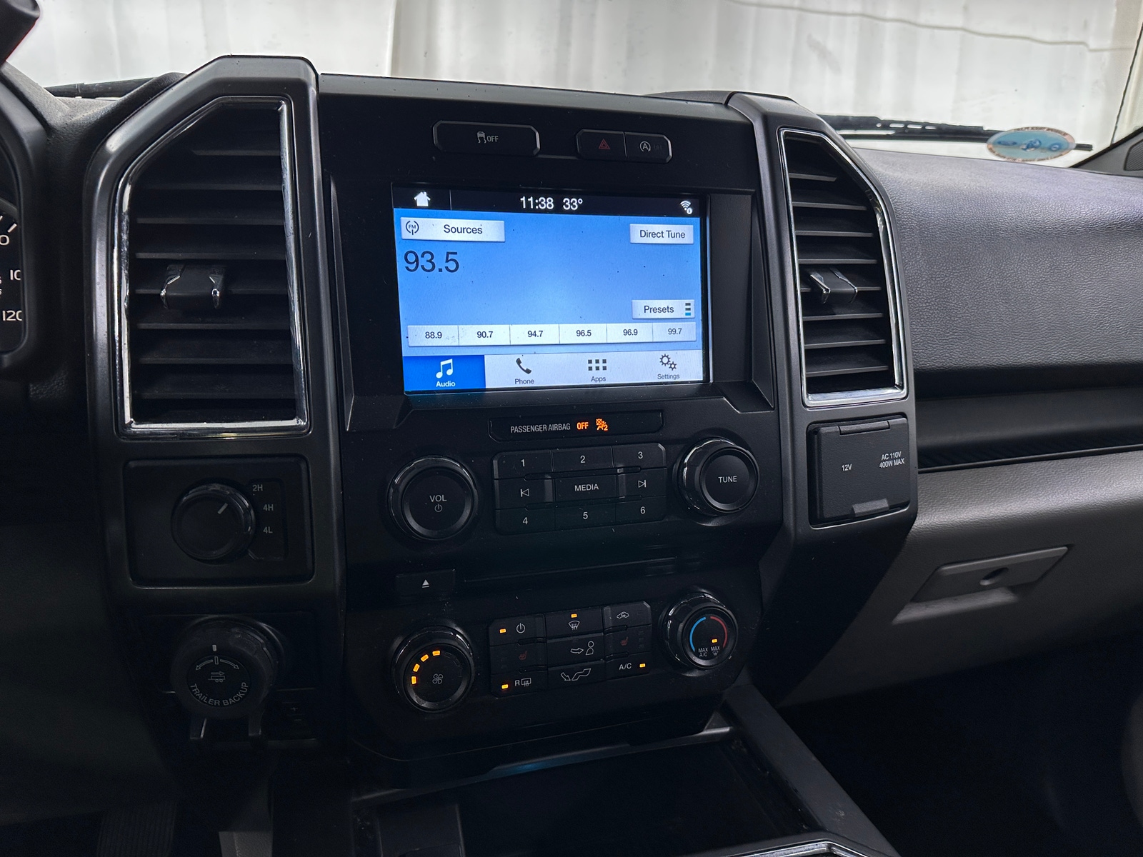 Thumbnail: 2017 Ford Econoline - 4