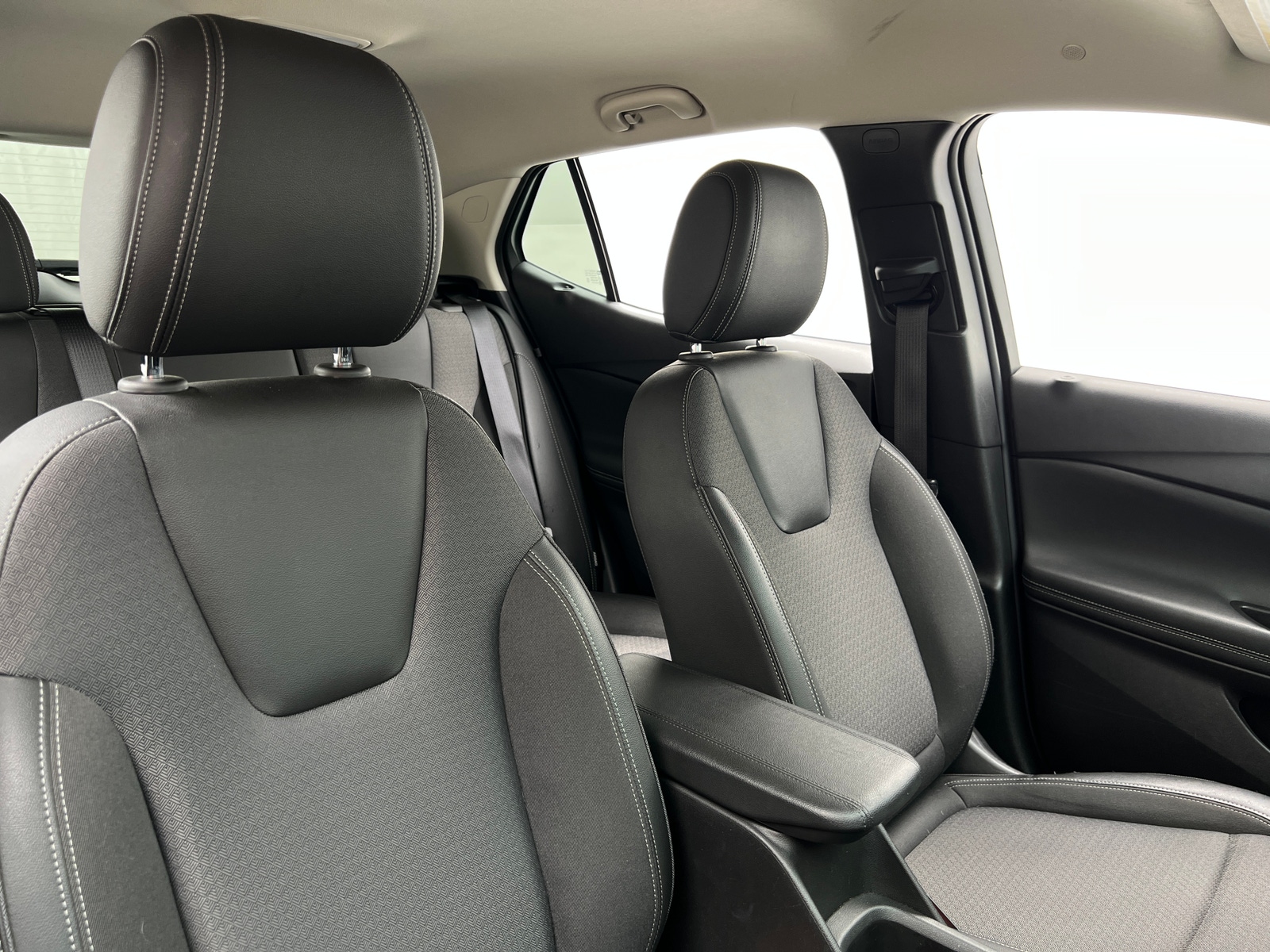 Thumbnail: 2025 Buick Encore GX - 2