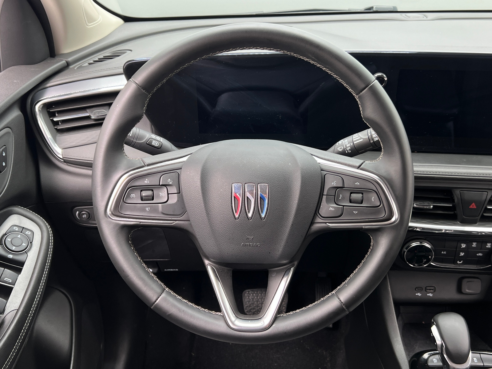 Thumbnail: 2025 Buick Encore GX - 5