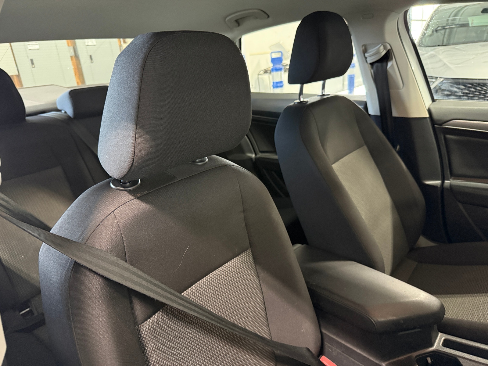 Thumbnail: 2019 Volkswagen Jetta - 2