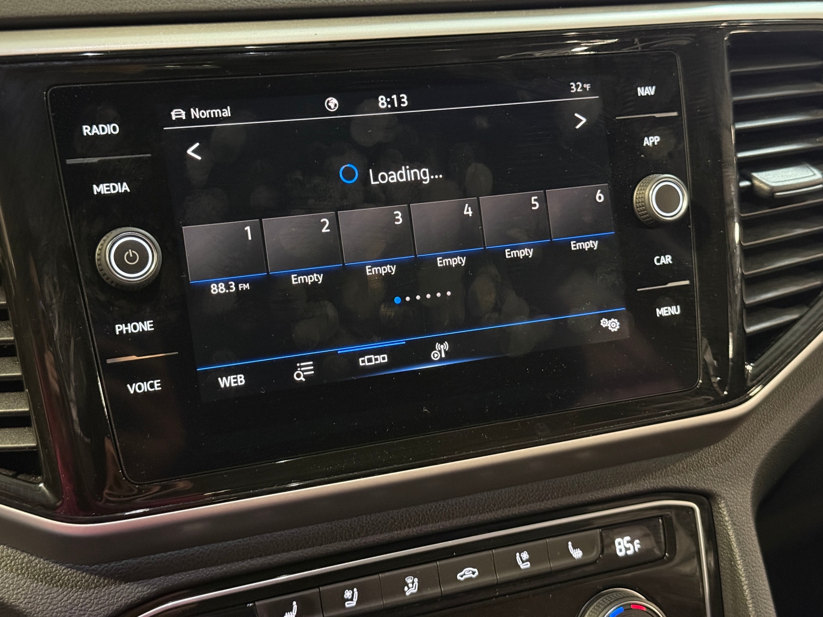 Thumbnail: 2022 Volkswagen Atlas - 3