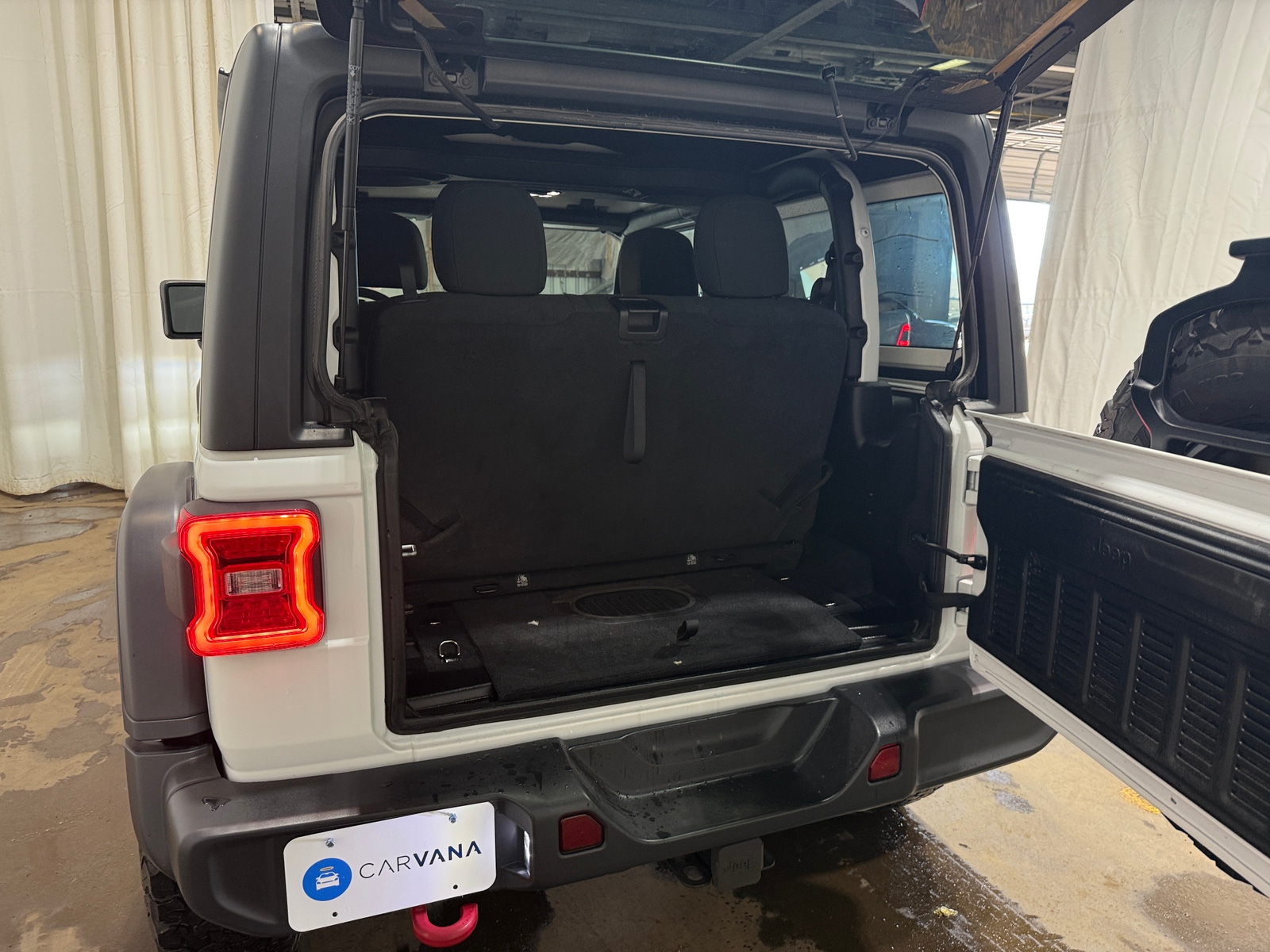 Thumbnail: 2020 Jeep Wrangler - 7